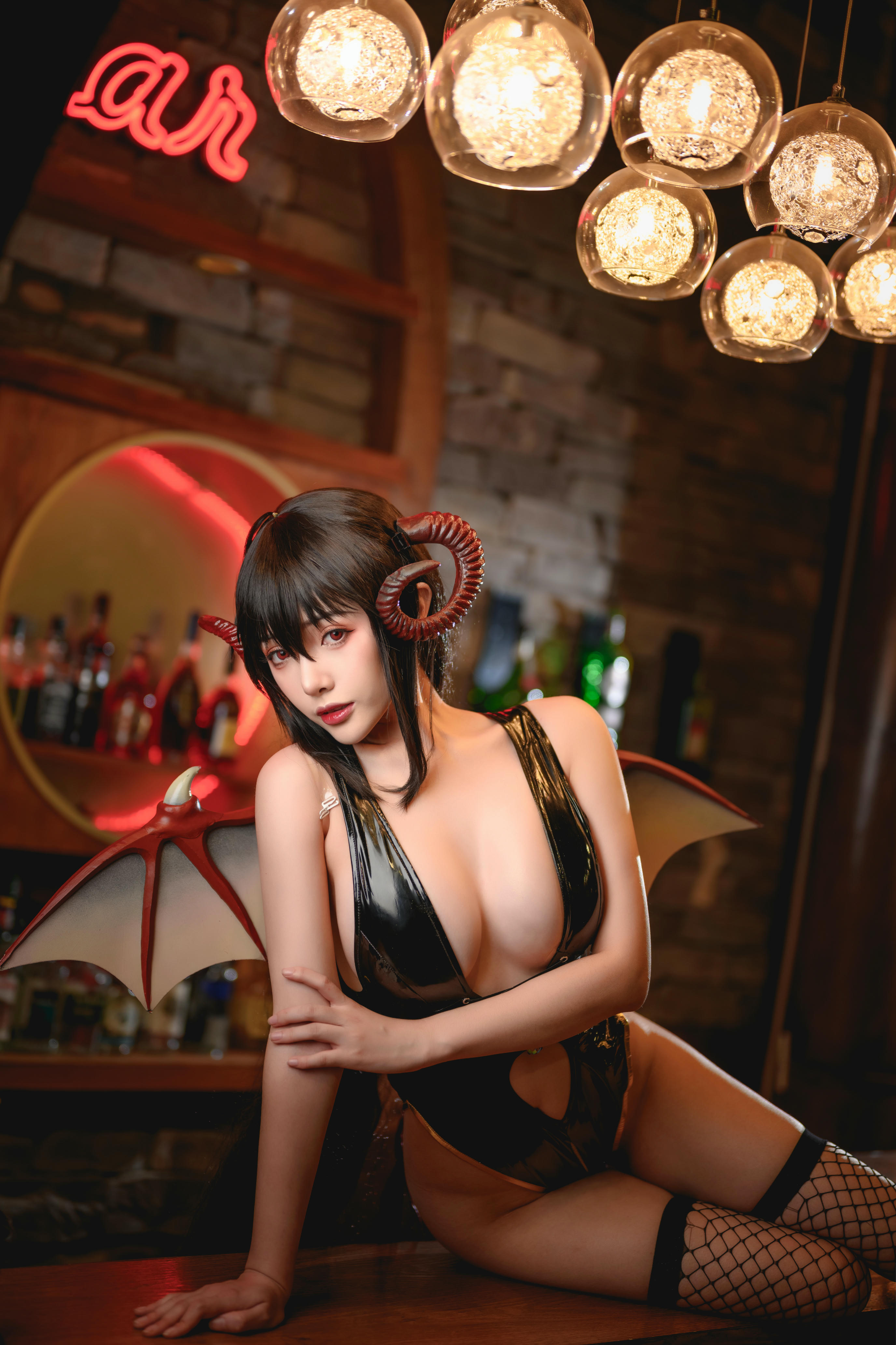 雯妹不讲道理 NO.052 恶魔大凤 [43P1V-742MB]_第1集