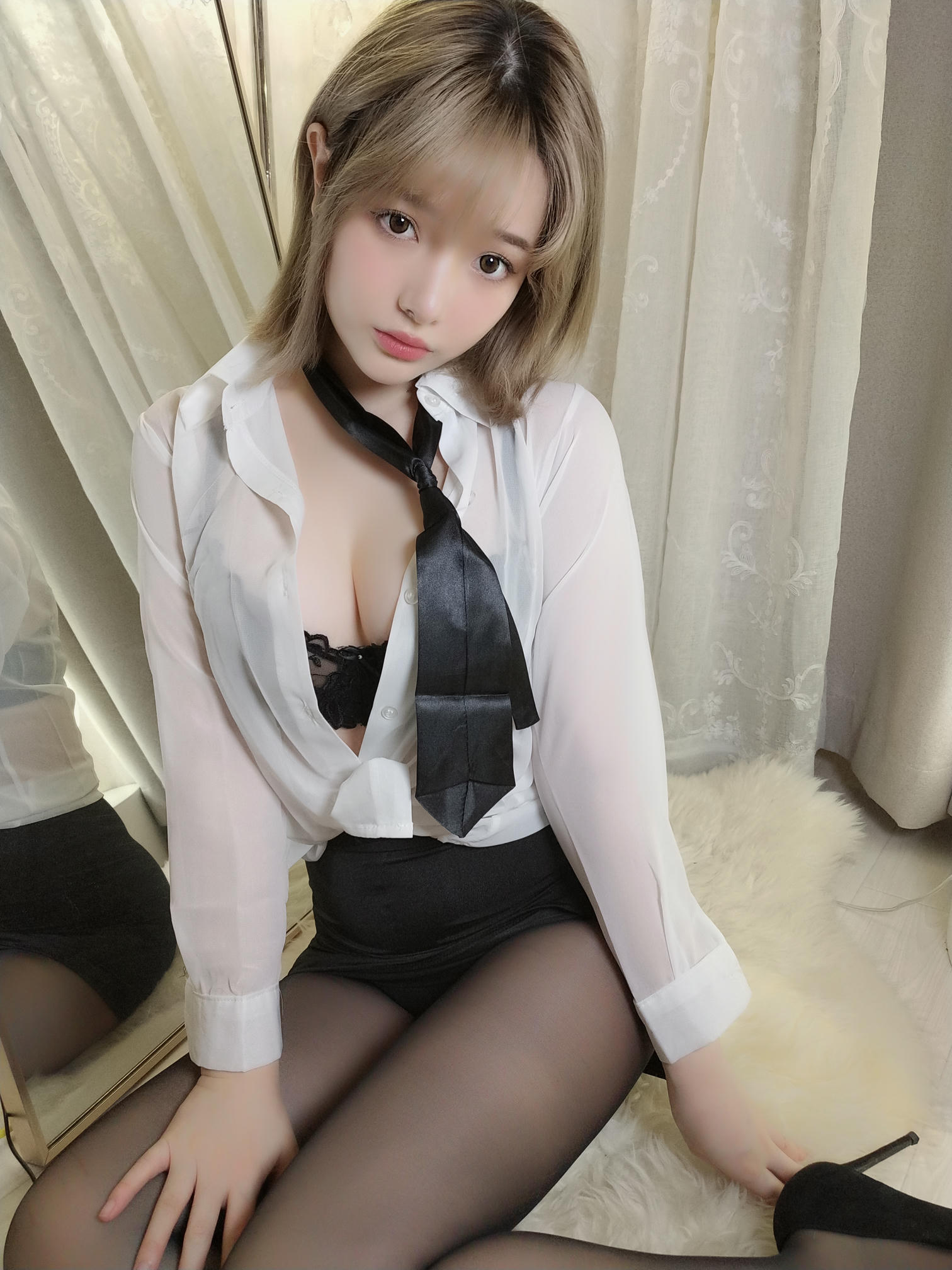 雯妹不讲道理 NO.062 520特辑豪华版 白衬衫[30P187MB]_第1集