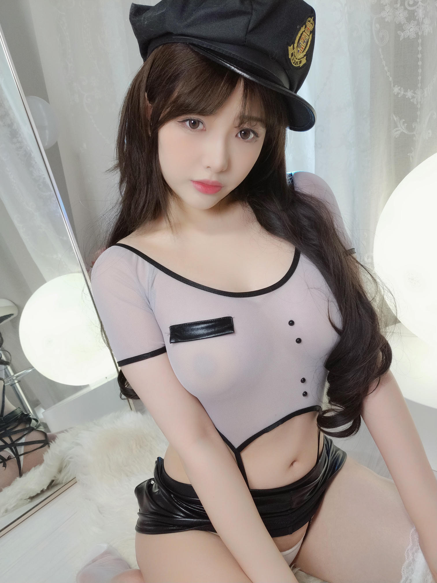 雯妹不讲道理 NO.073 性感皮裙 [38P6V 224MB]_第1集