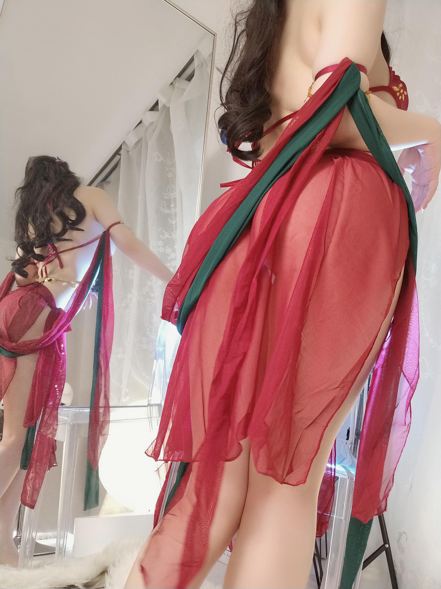 雯妹不讲道理 NO.074 逸仙 [35P6V 256MB]_第2集