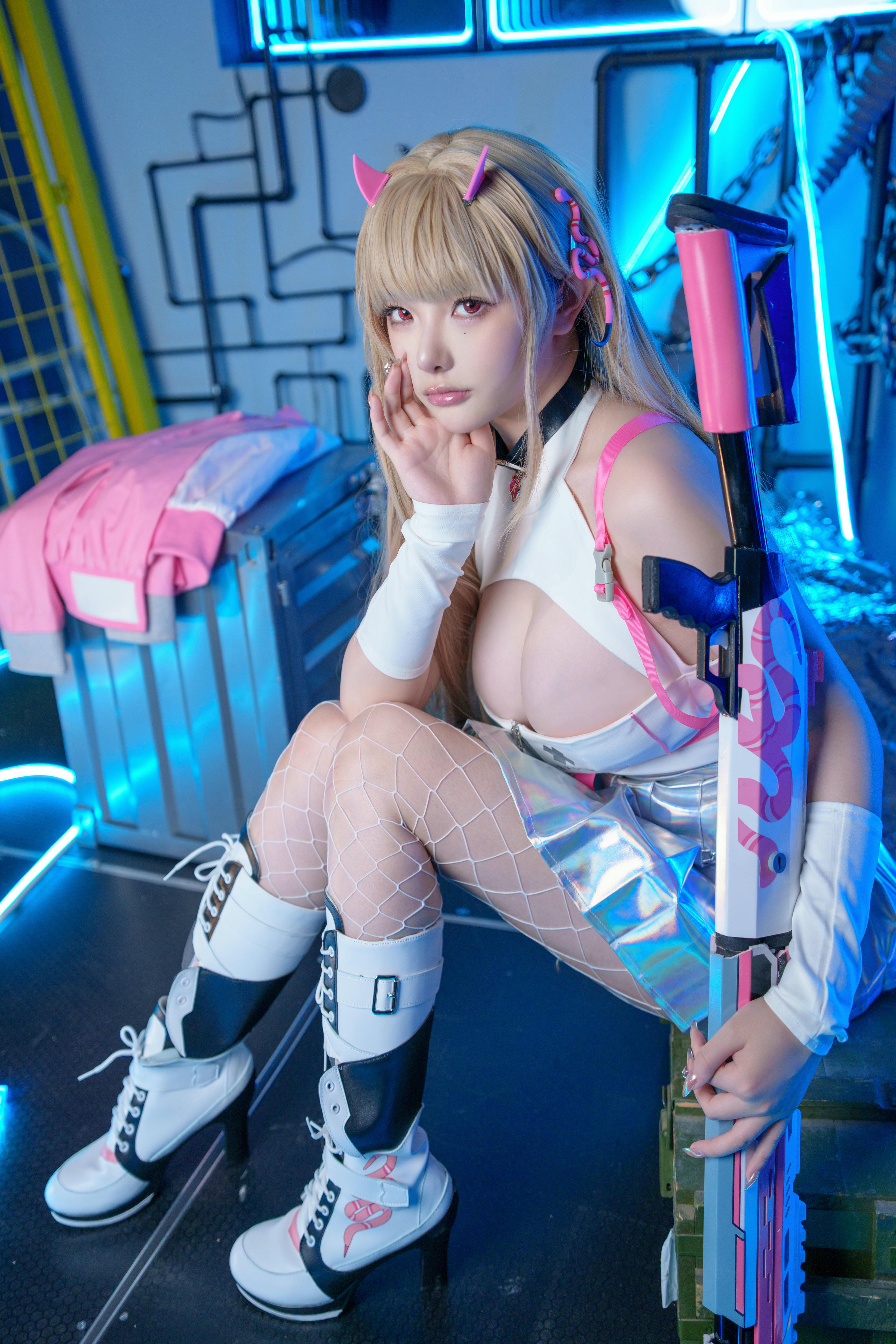 雯妹不讲道理 NO.095 Nikke 毒蛇 [36P 925MB]_第1集