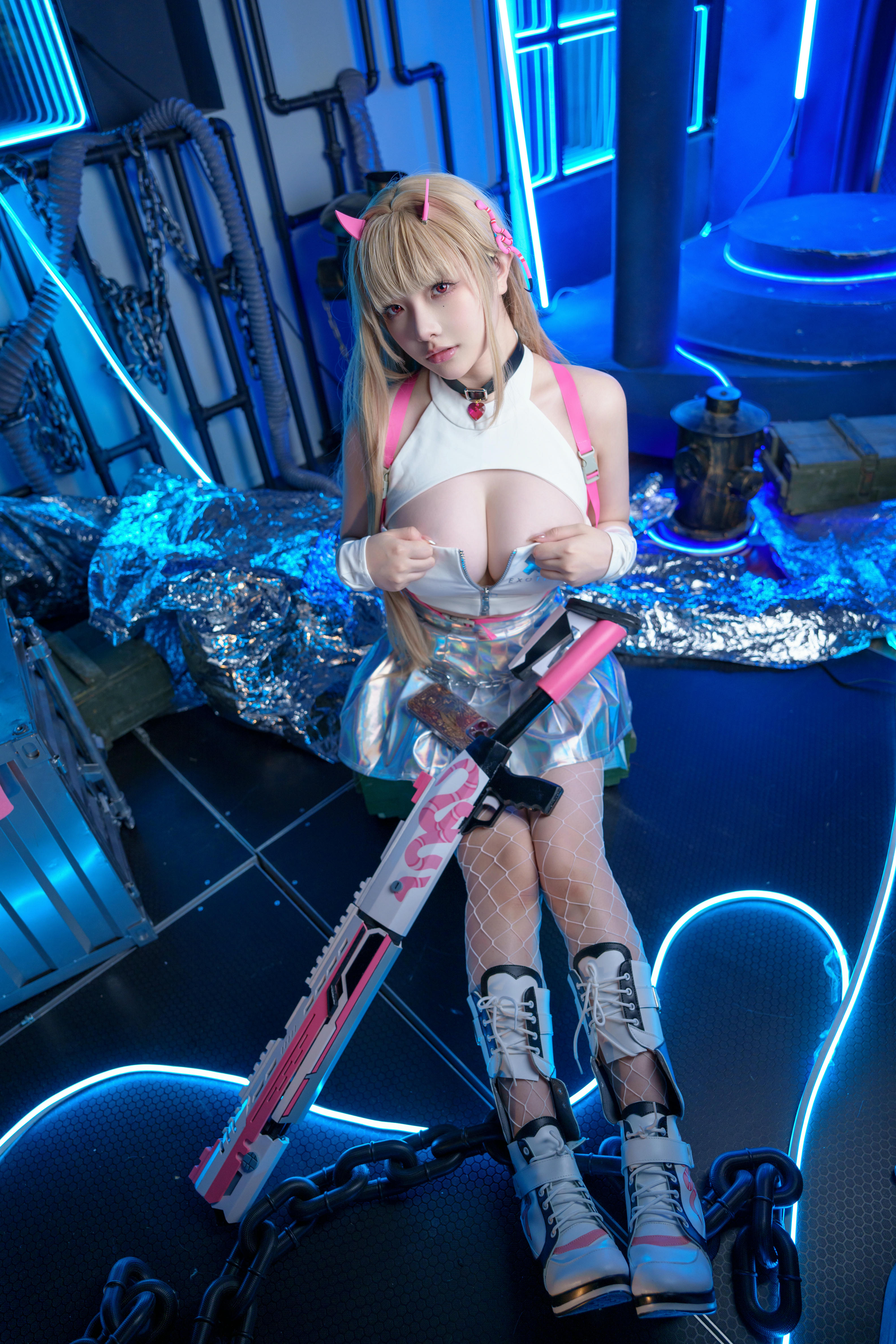 雯妹不讲道理 NO.095 Nikke 毒蛇 [36P 925MB]_第1集