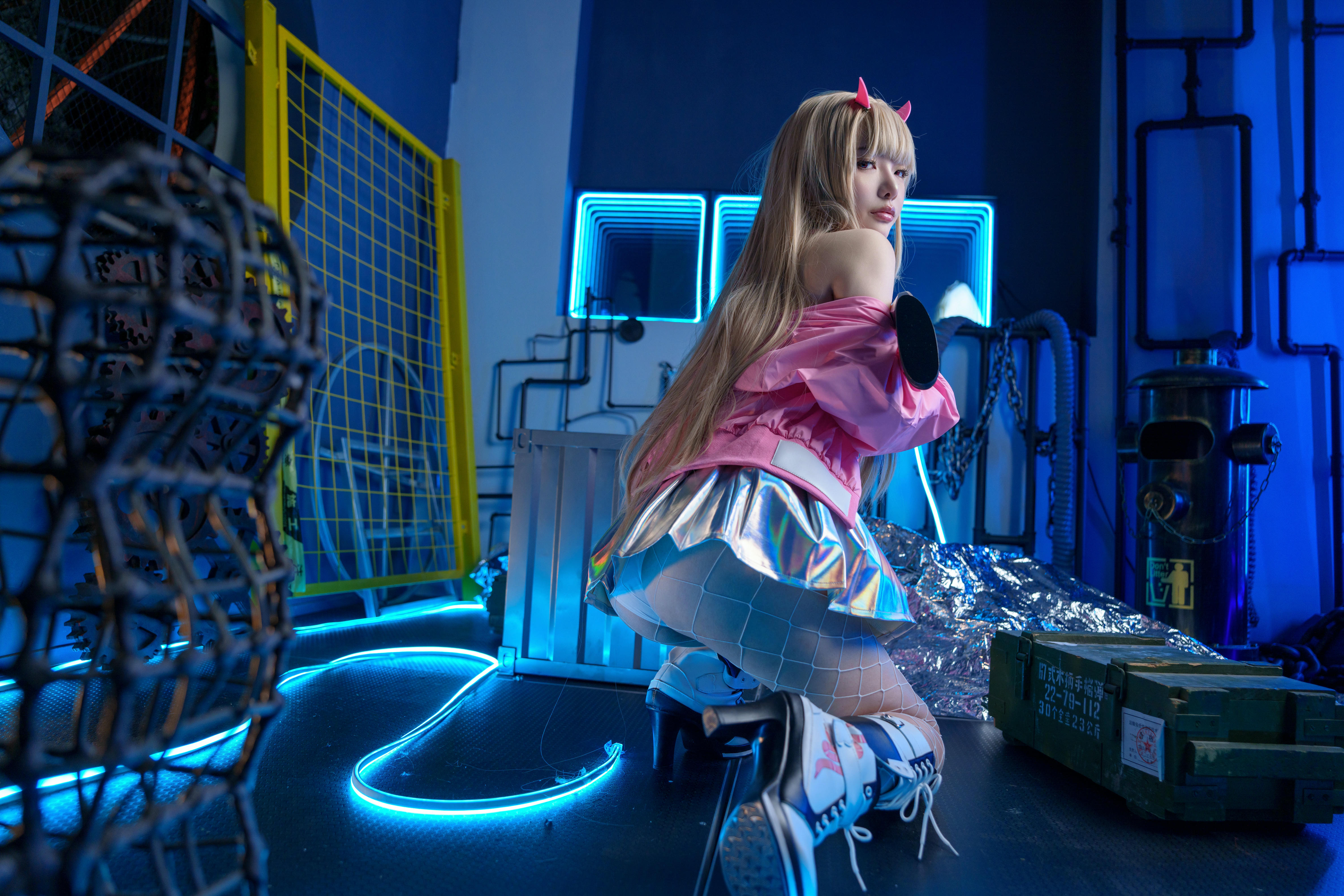 雯妹不讲道理 NO.095 Nikke 毒蛇 [36P 925MB]_第1集