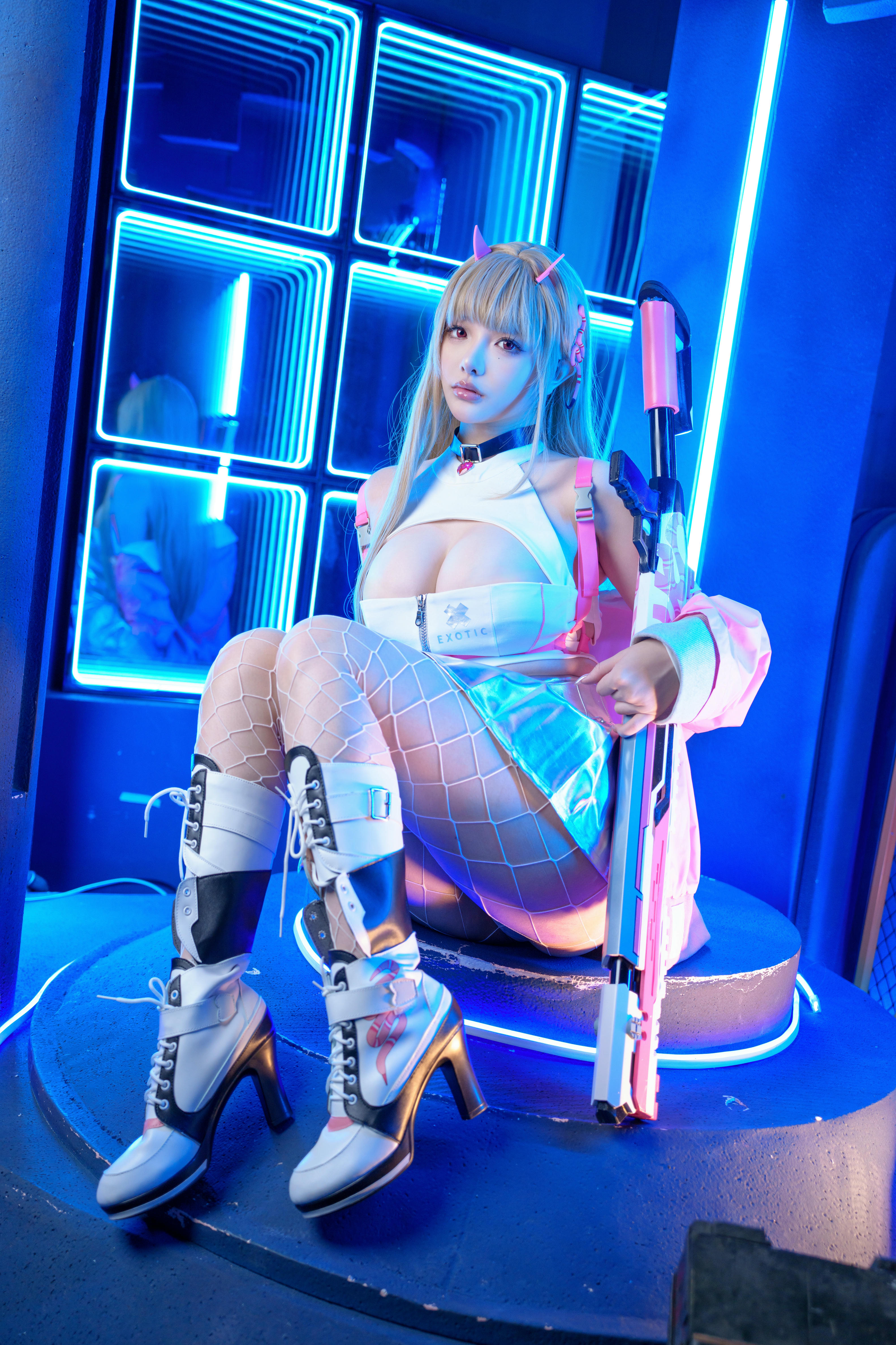 雯妹不讲道理 NO.095 Nikke 毒蛇 [36P 925MB]_第2集