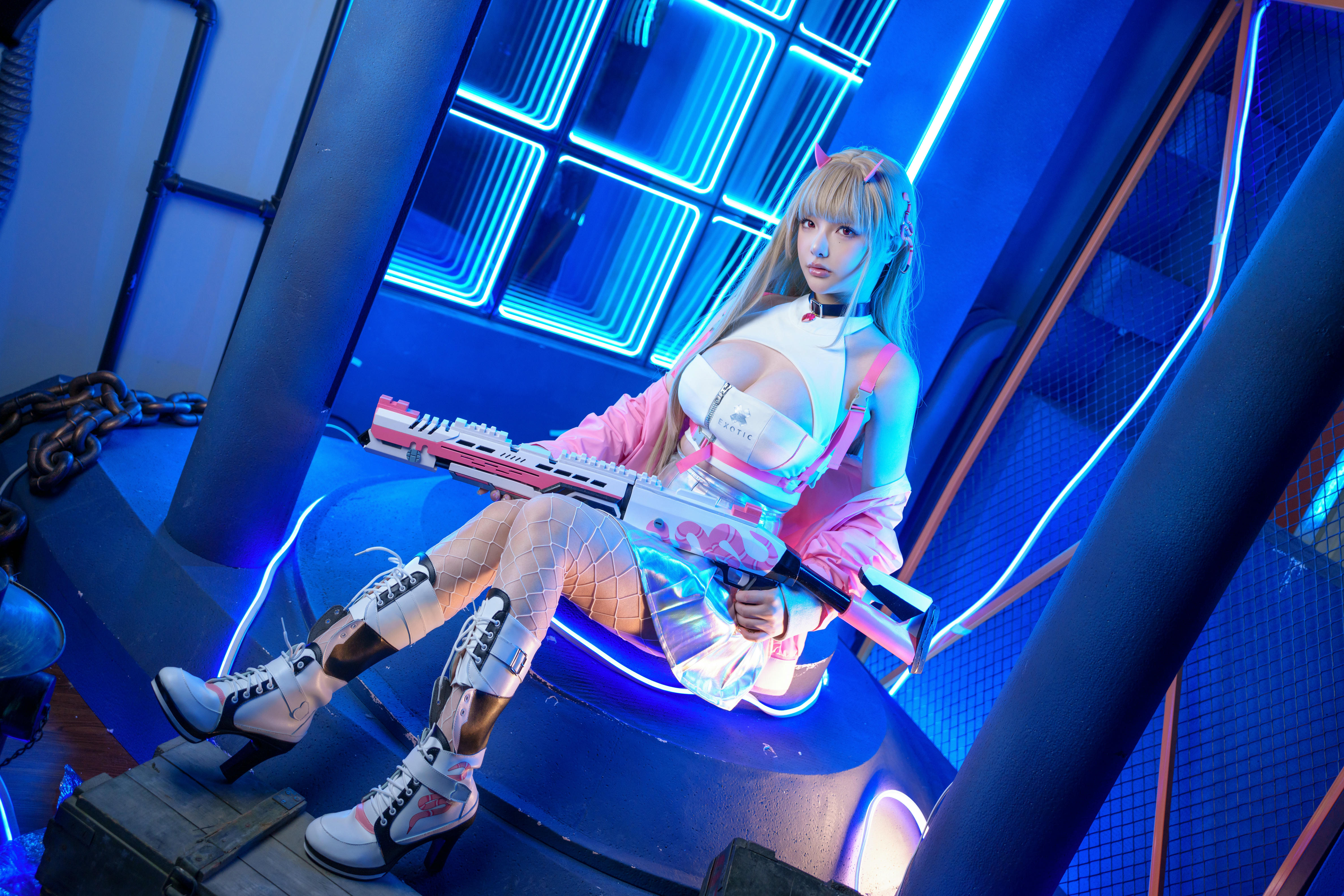 雯妹不讲道理 NO.095 Nikke 毒蛇 [36P 925MB]_第2集