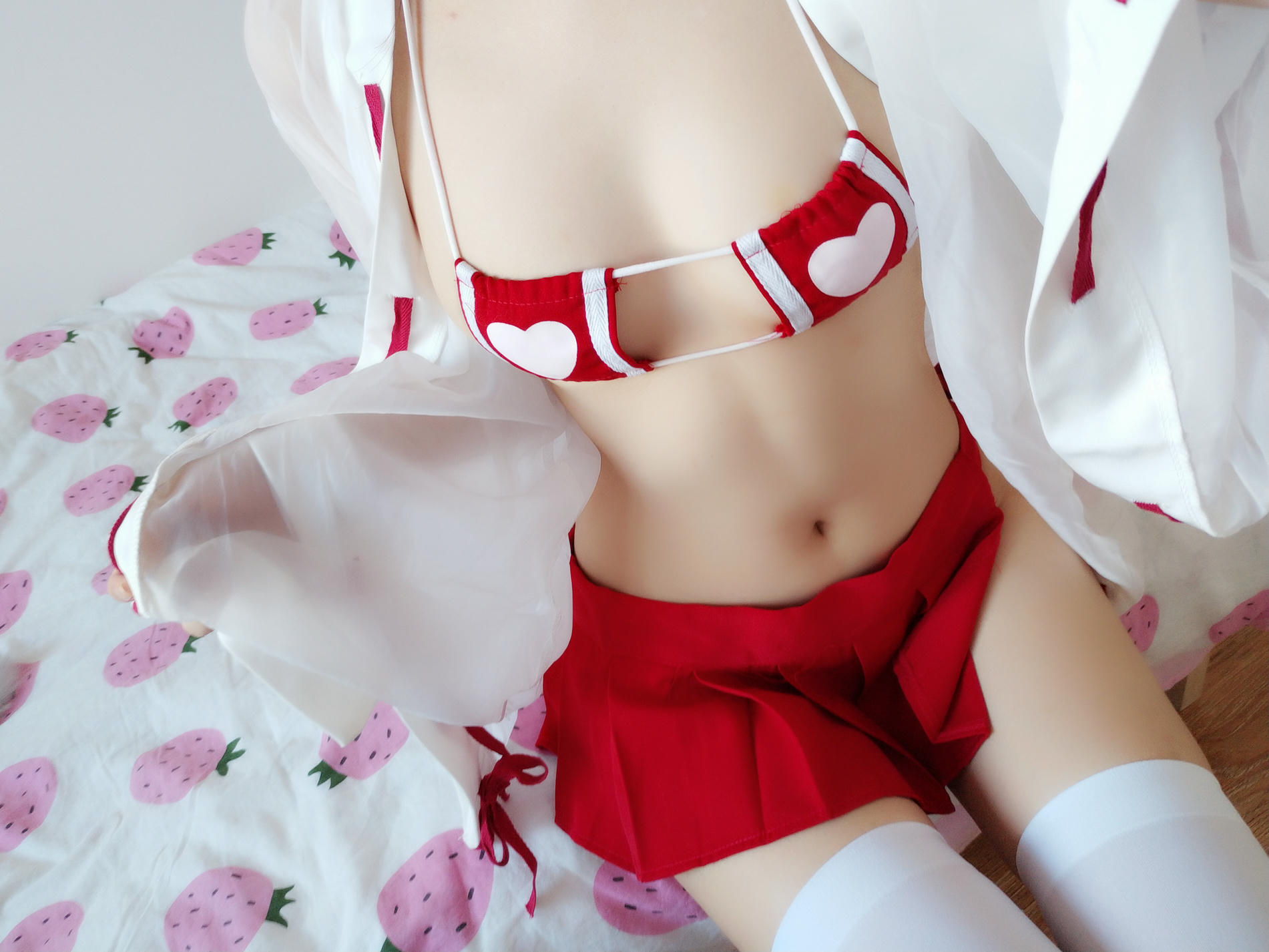 雯仔不讲道理-巫女17p_第1集