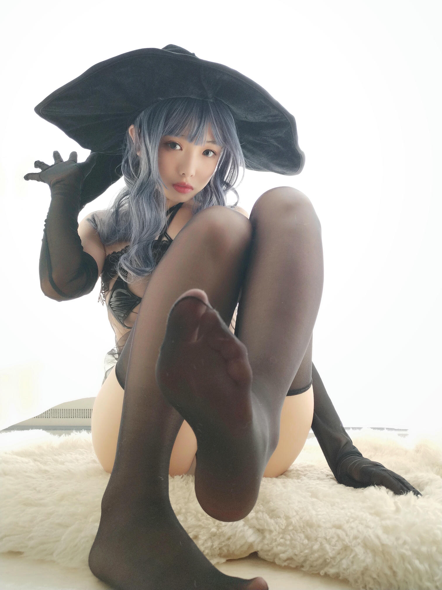 雯妹不讲道理 NO.017 女巫 [32P4V-201MB]_第1集