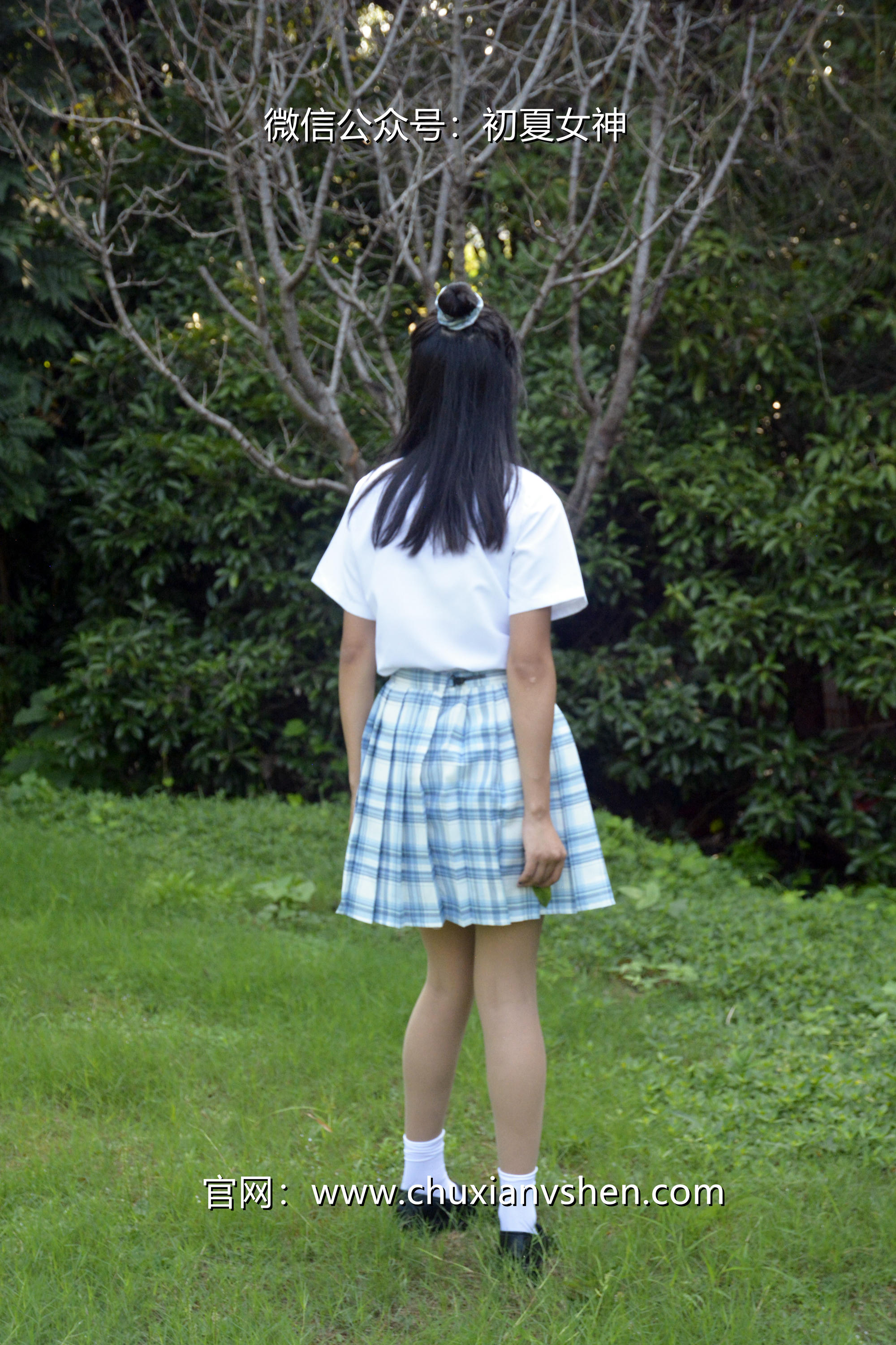 初夏女神 NO.020 点点 我的JK装[140P+1V／5.68GB]_第1集