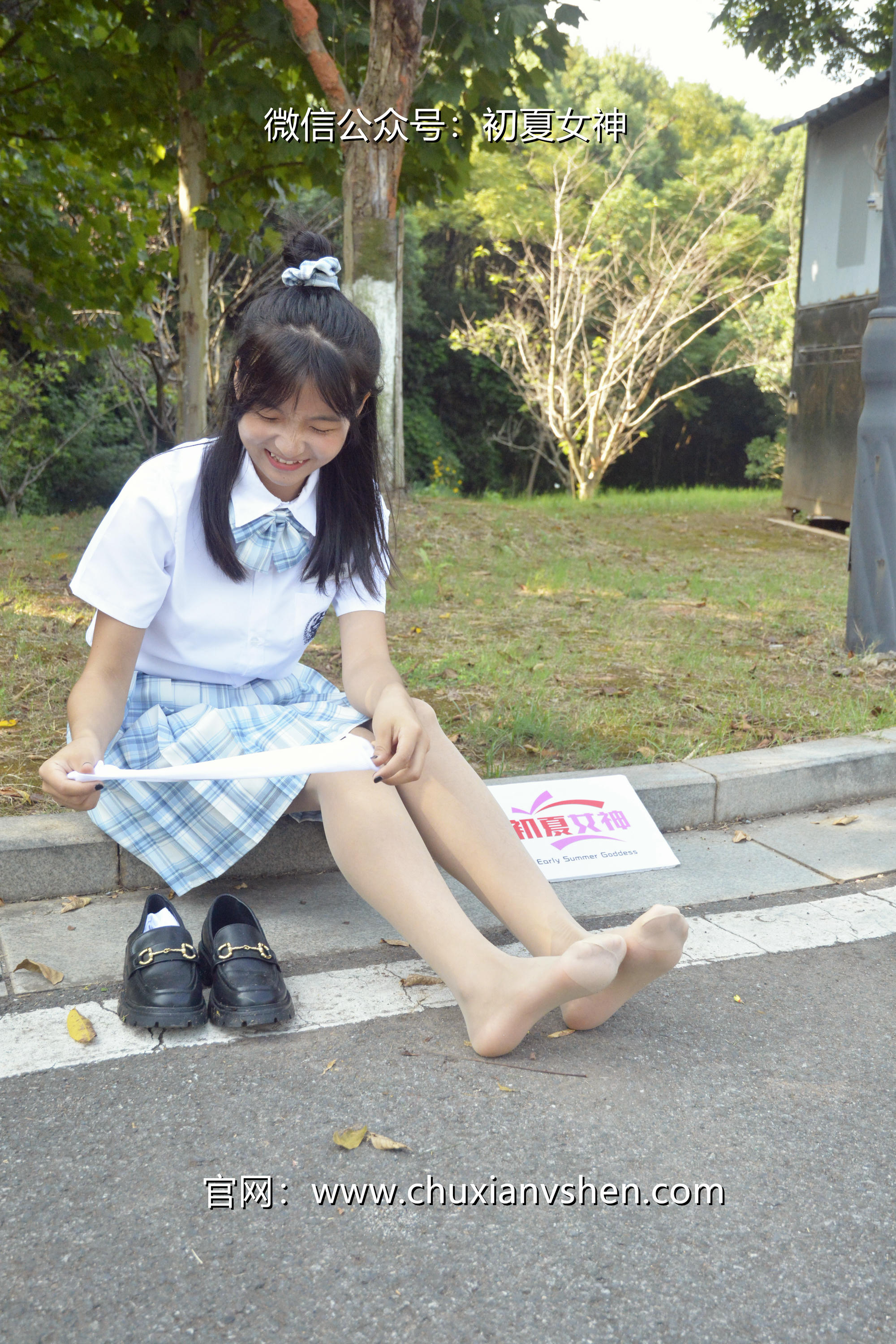 初夏女神 NO.020 点点 我的JK装[140P+1V／5.68GB]_第3集