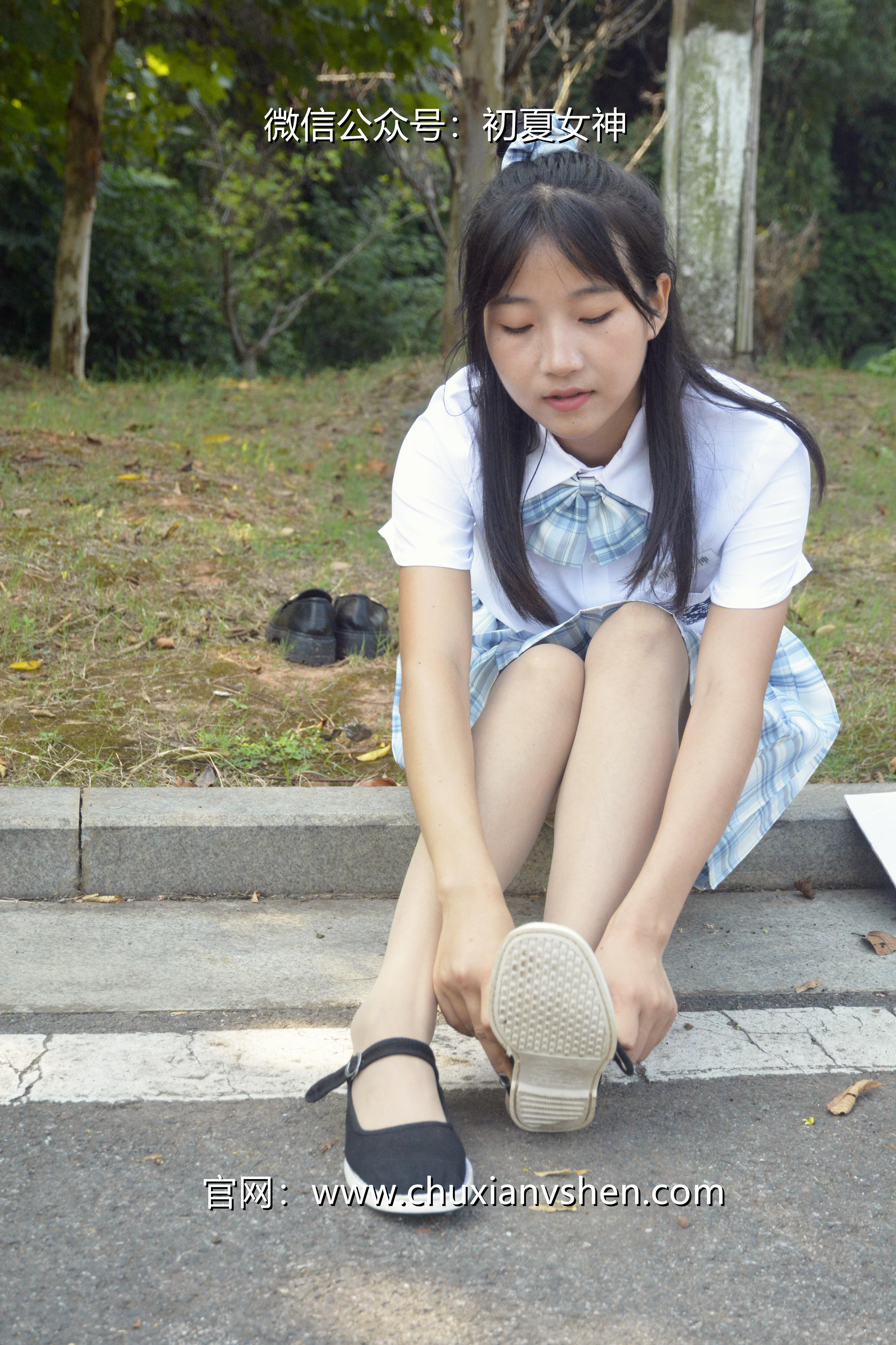 初夏女神 NO.020 点点 我的JK装[140P+1V／5.68GB]_第5集