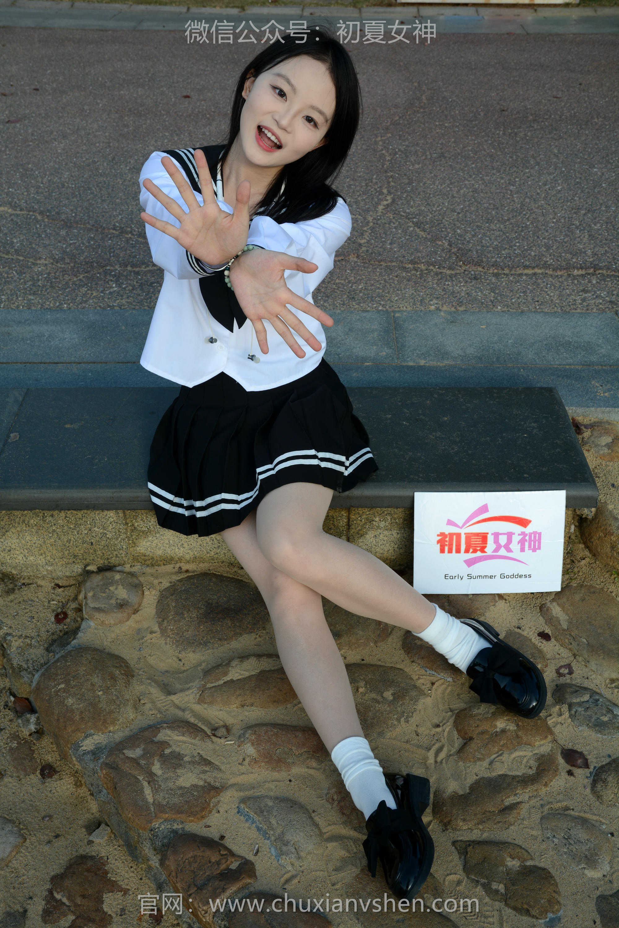 初夏女神 NO.118 双双 晚会训练[140P+2V／4.92GB]_第3集