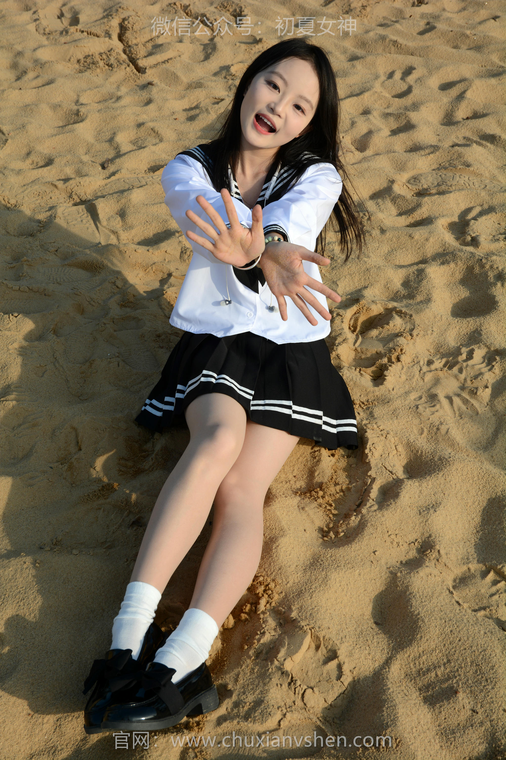 初夏女神 NO.118 双双 晚会训练[140P+2V／4.92GB]_第4集