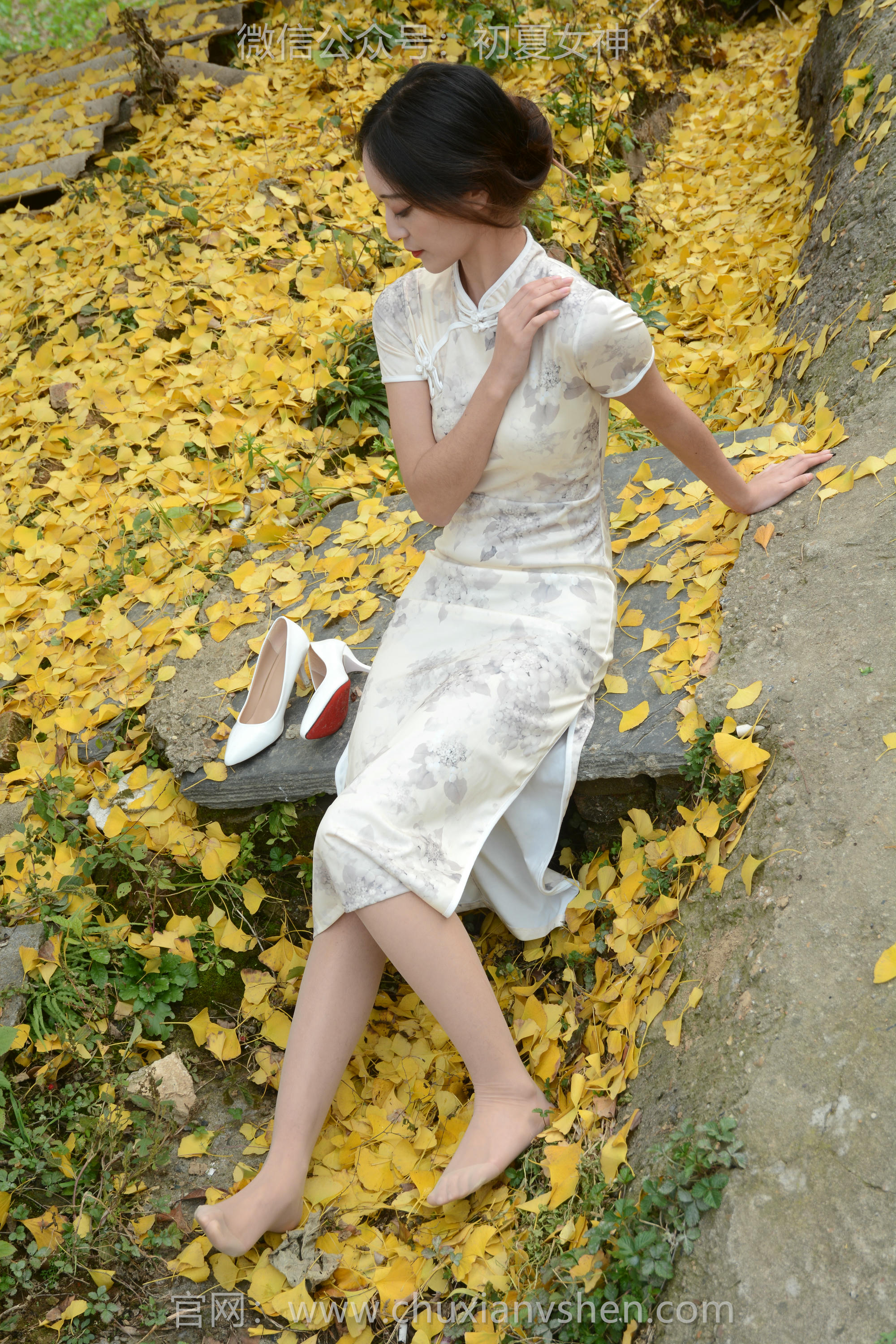 初夏女神 NO.120 依依 寒冬旗袍风[140P+1V／3.27GB]_第3集