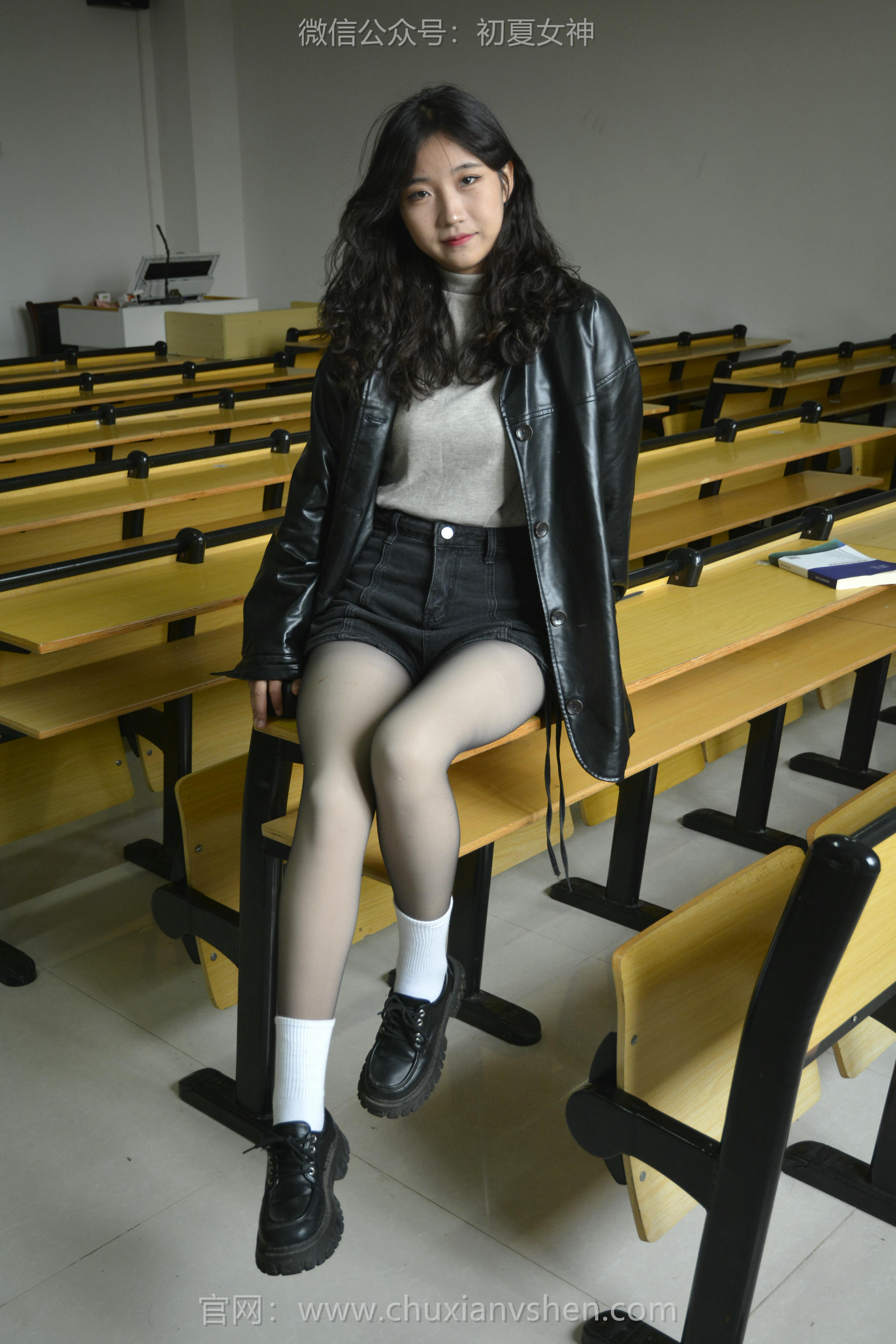 初夏女神 NO.121 点点 入冬套装[144P+1V／3.26GB]_第6集