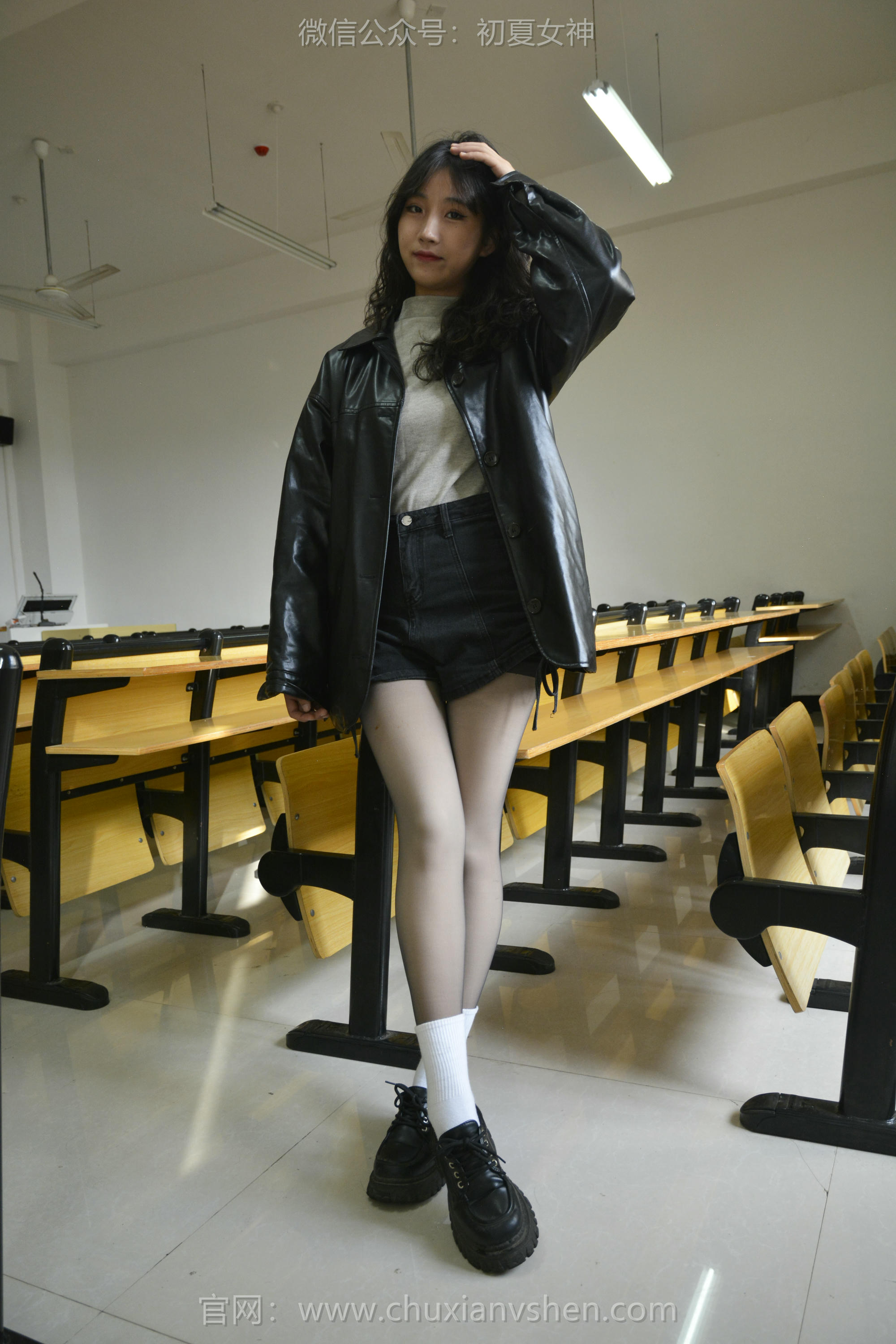 初夏女神 NO.121 点点 入冬套装[144P+1V／3.26GB]_第2集