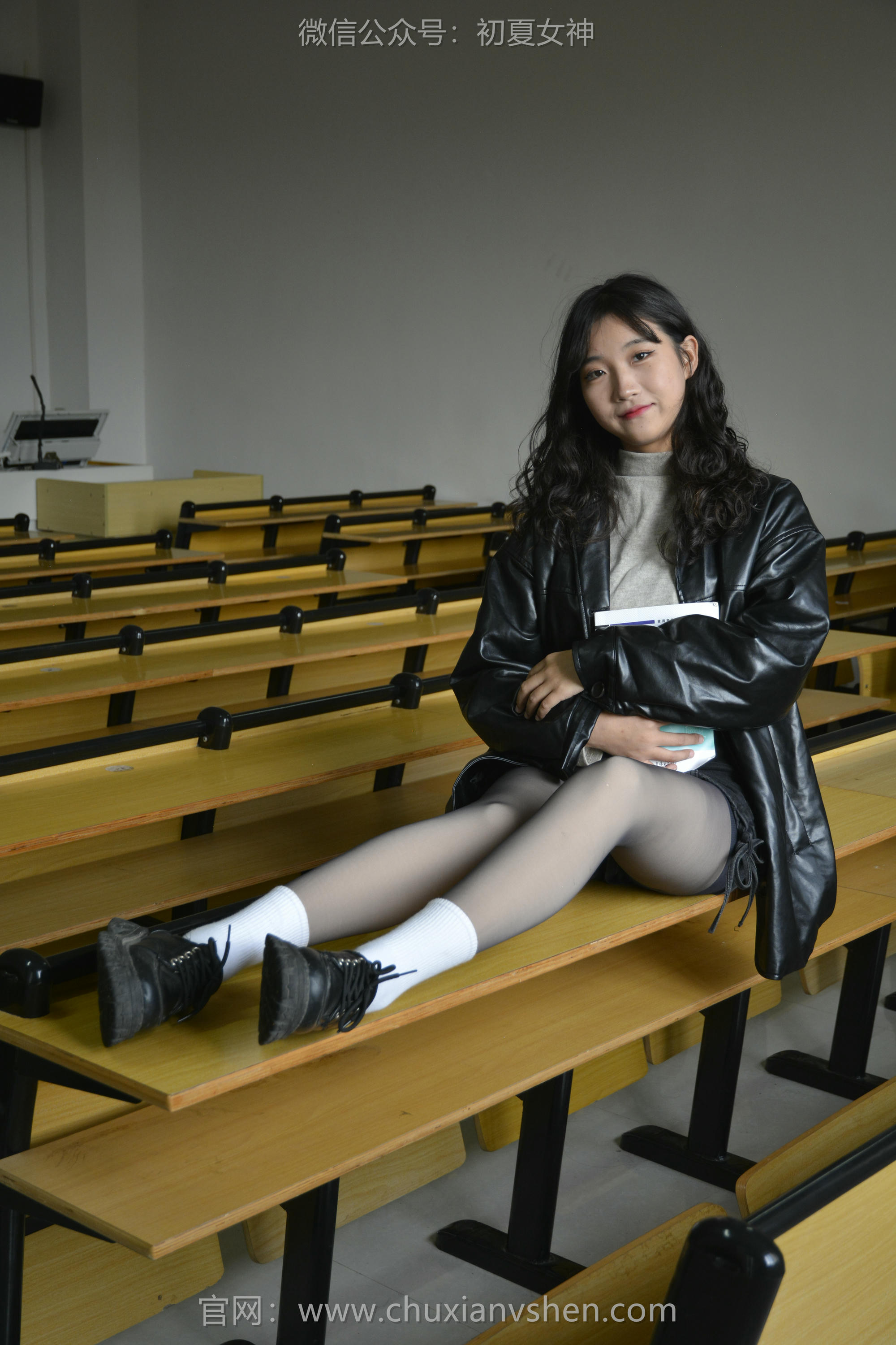 初夏女神 NO.121 点点 入冬套装[144P+1V／3.26GB]_第3集