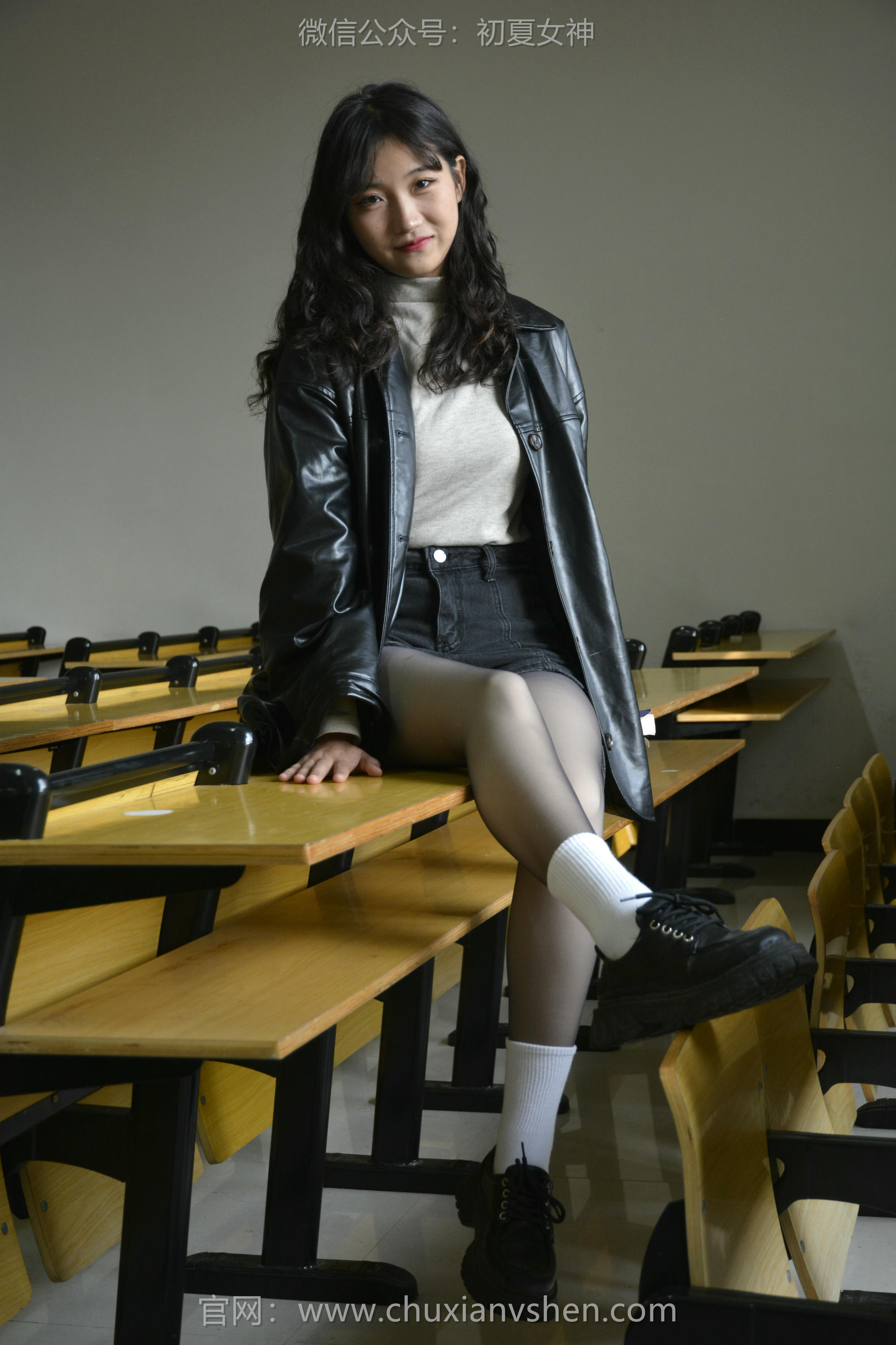 初夏女神 NO.121 点点 入冬套装[144P+1V／3.26GB]_第3集