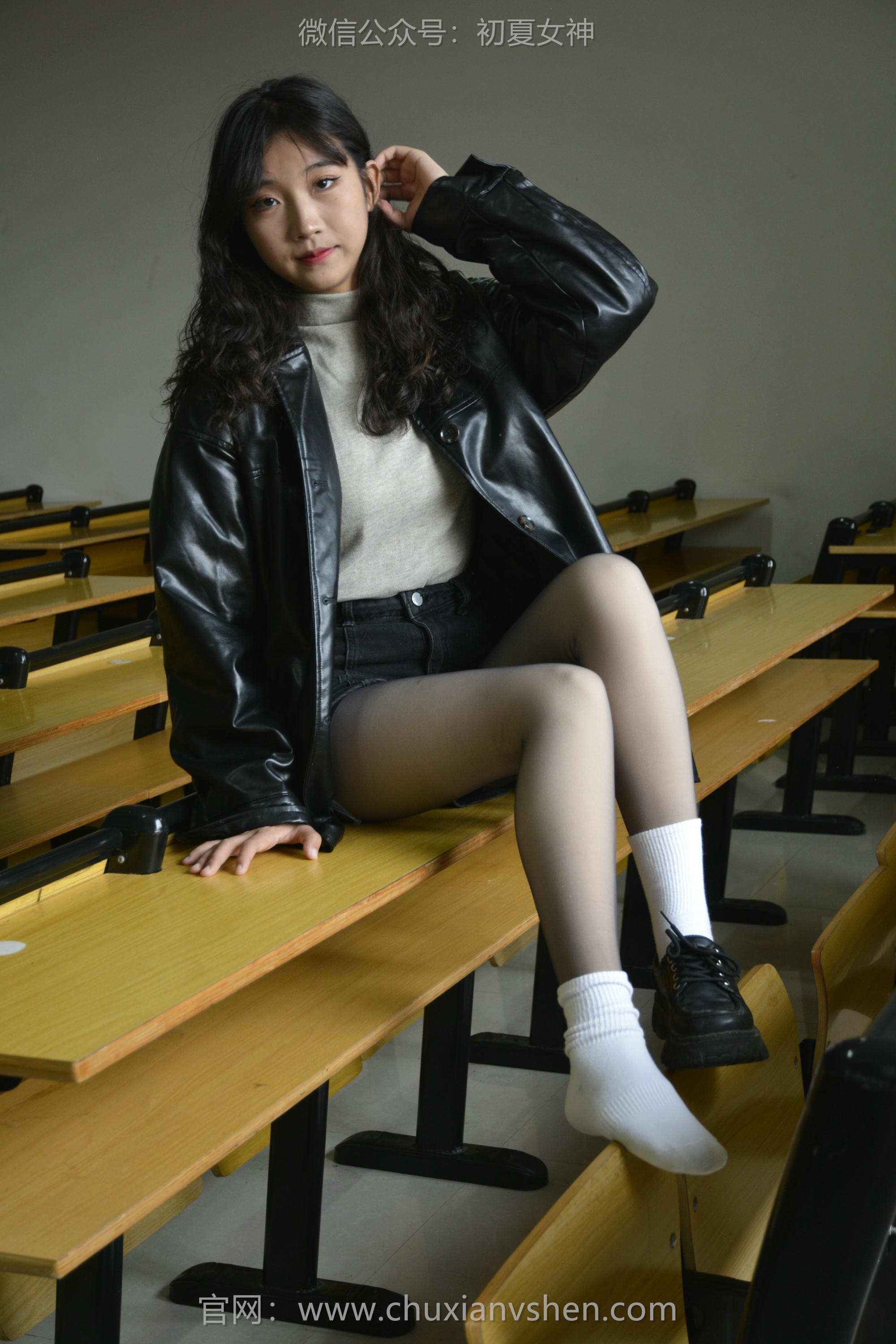 初夏女神 NO.121 点点 入冬套装[144P+1V／3.26GB]_第3集