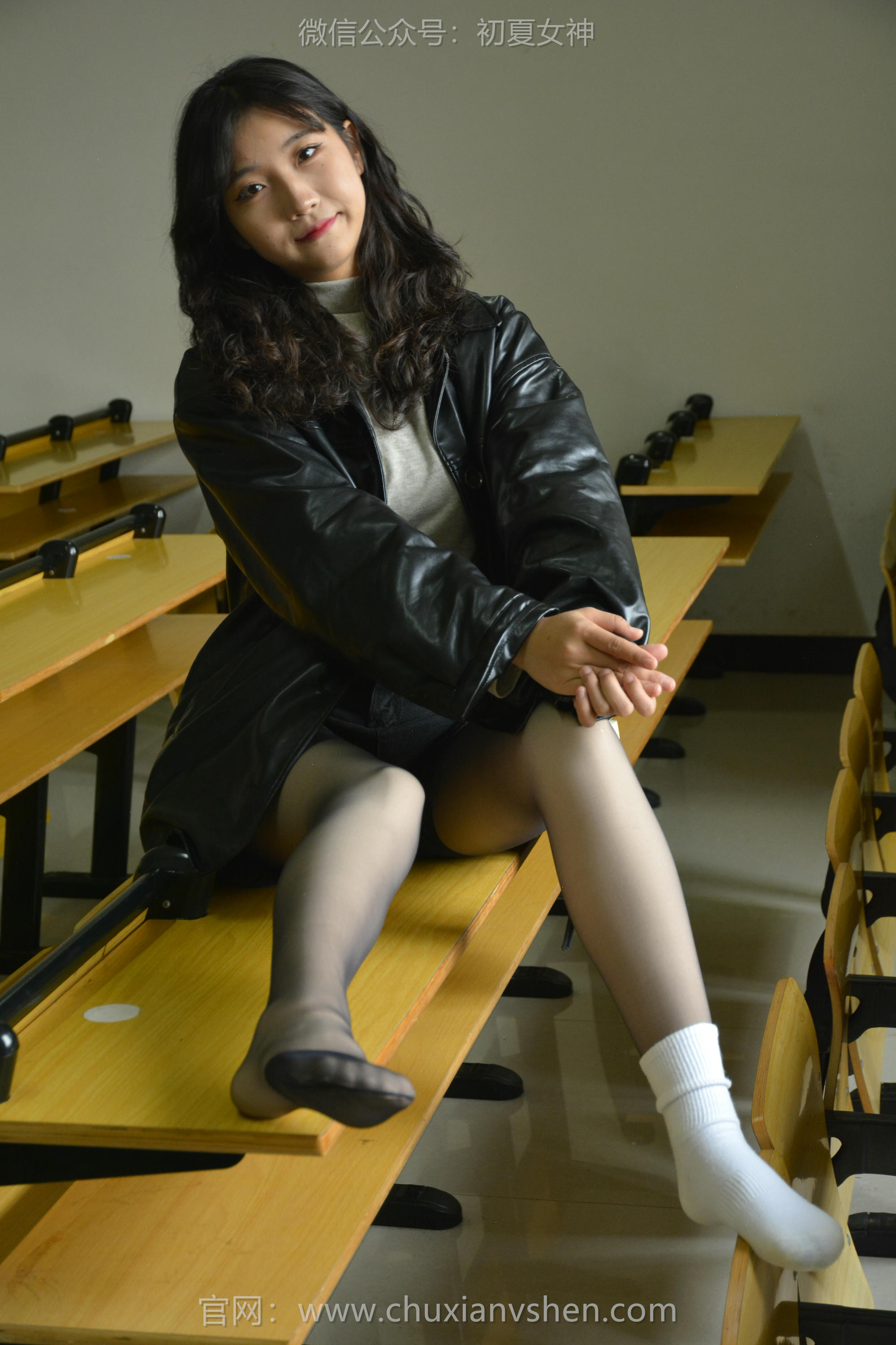 初夏女神 NO.121 点点 入冬套装[144P+1V／3.26GB]_第4集