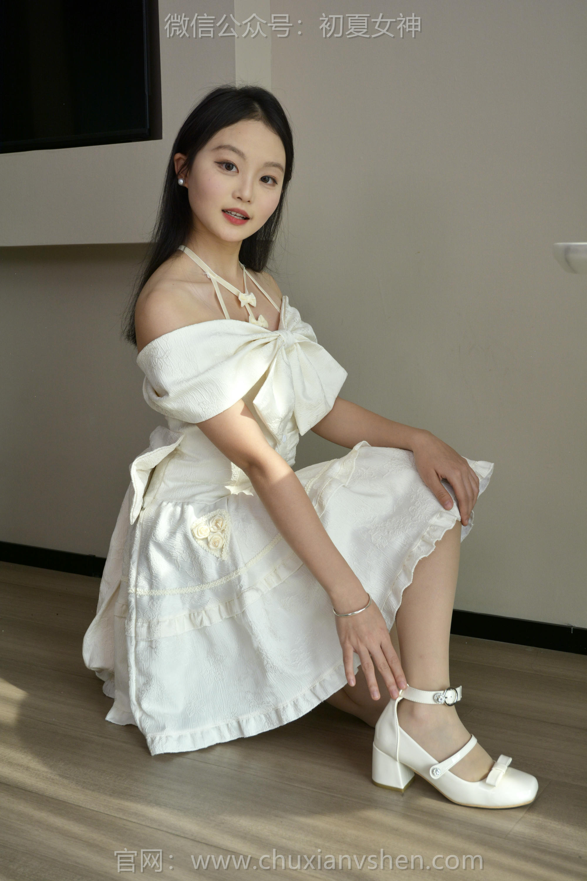 初夏女神 NO.122 双双 公主梦[140P+1V／3.26GB]_第2集