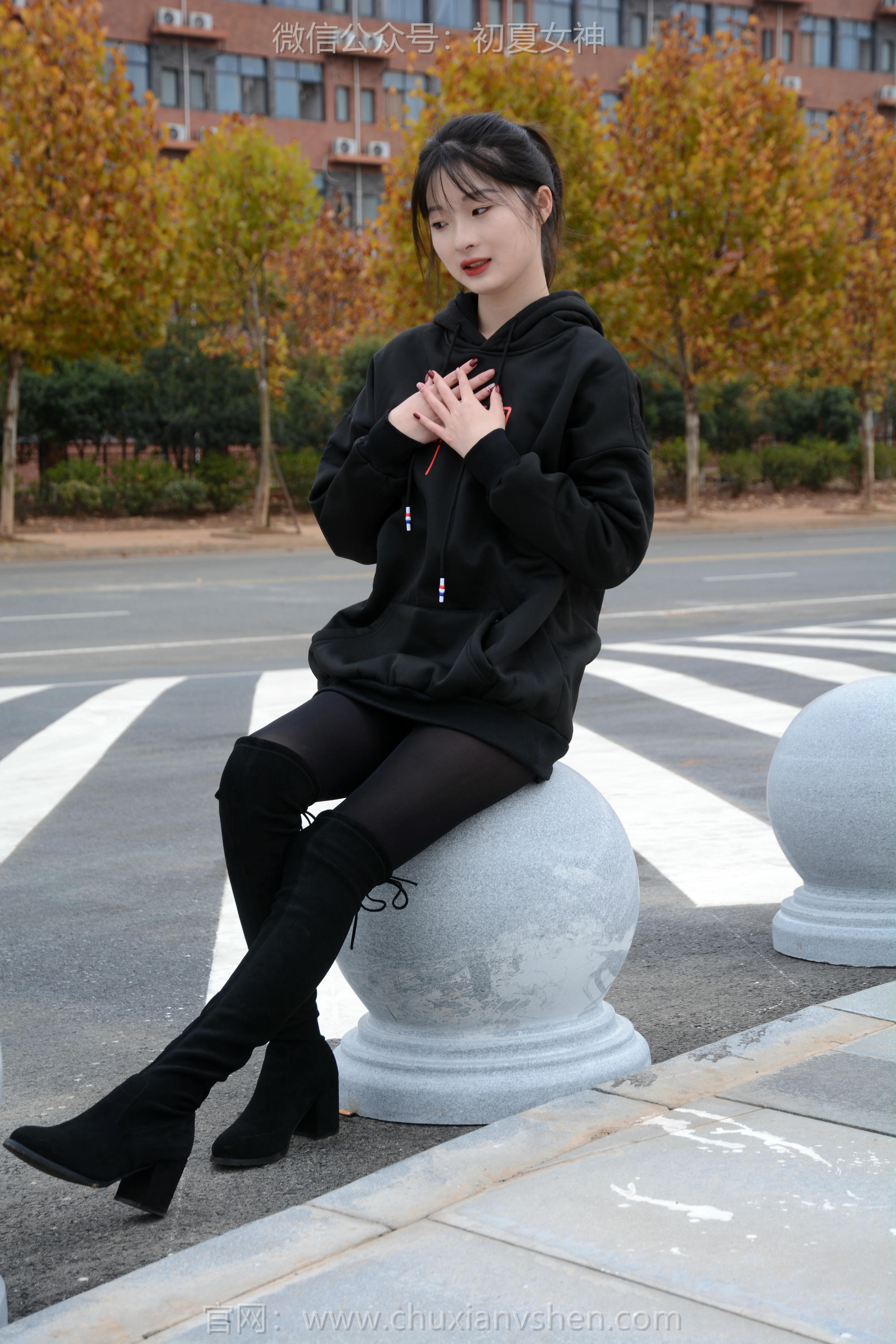 初夏女神 NO.123 安妮 浅看红枫[120P+1V／3.12GB]_第2集