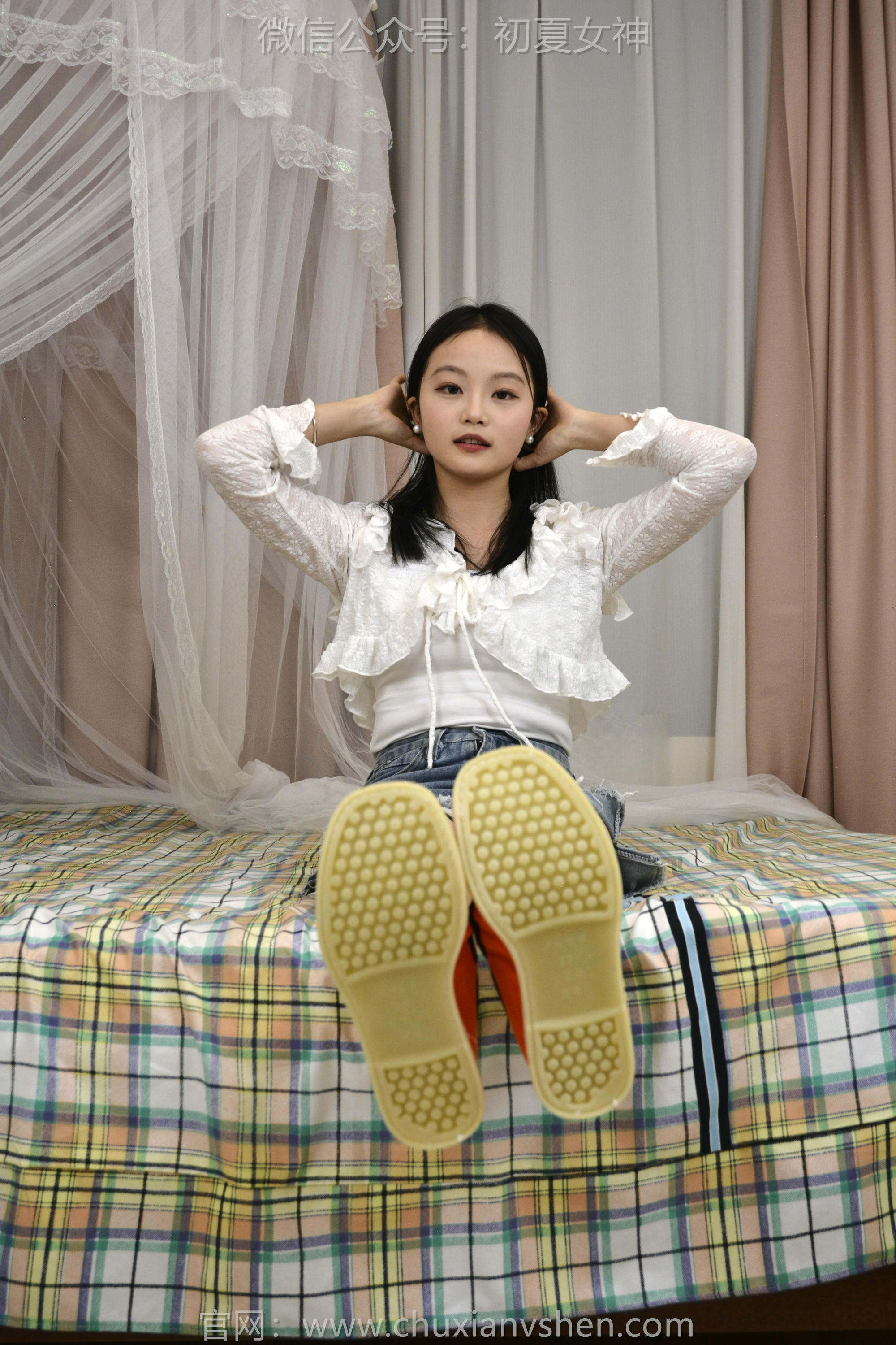 初夏女神 NO.124 双双 布鞋时光[255P+2V／7.36GB]_第3集