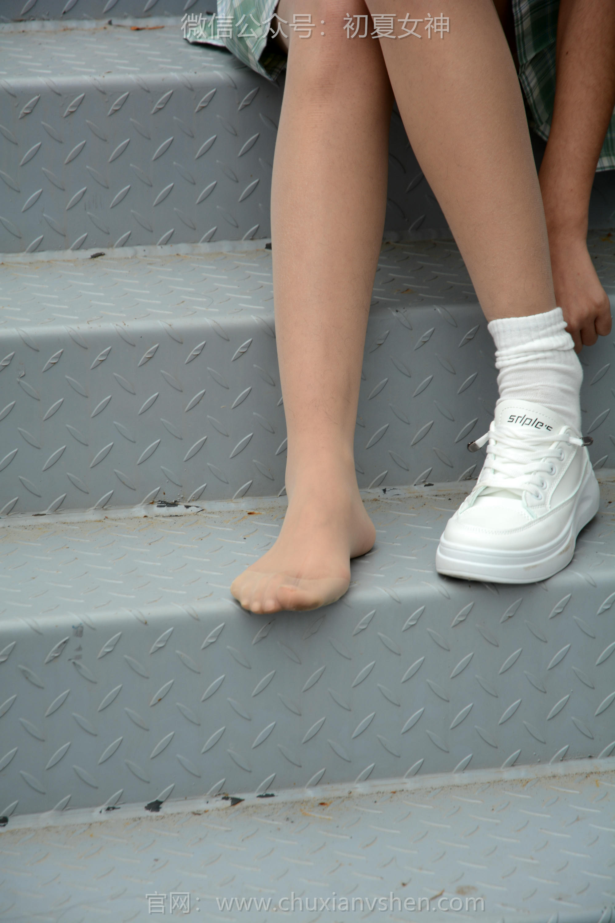 初夏女神 NO.125 依依 JK清风[120P+1V／2.99GB]_第3集