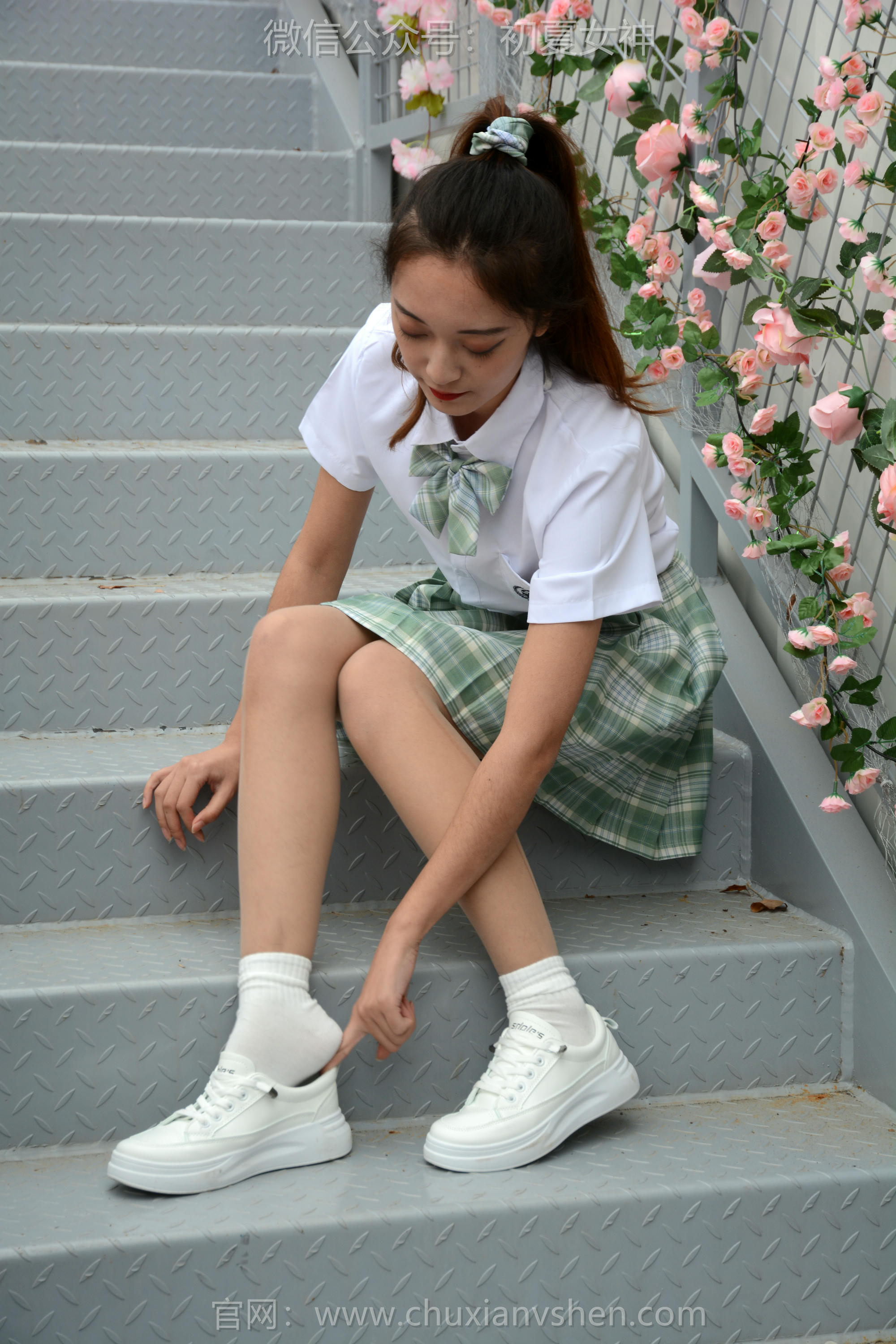 初夏女神 NO.125 依依 JK清风[120P+1V／2.99GB]_第4集