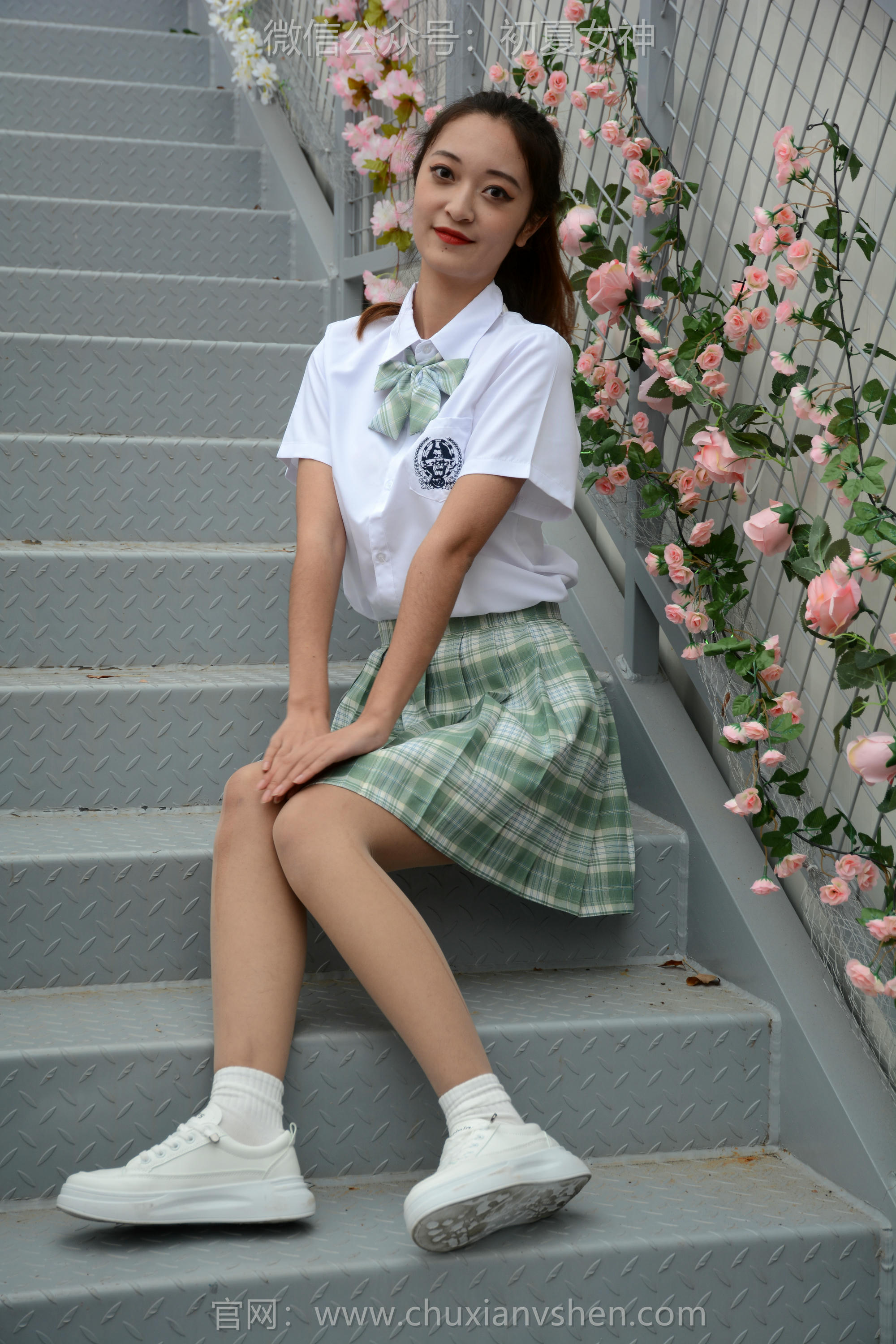 初夏女神 NO.125 依依 JK清风[120P+1V／2.99GB]_第4集