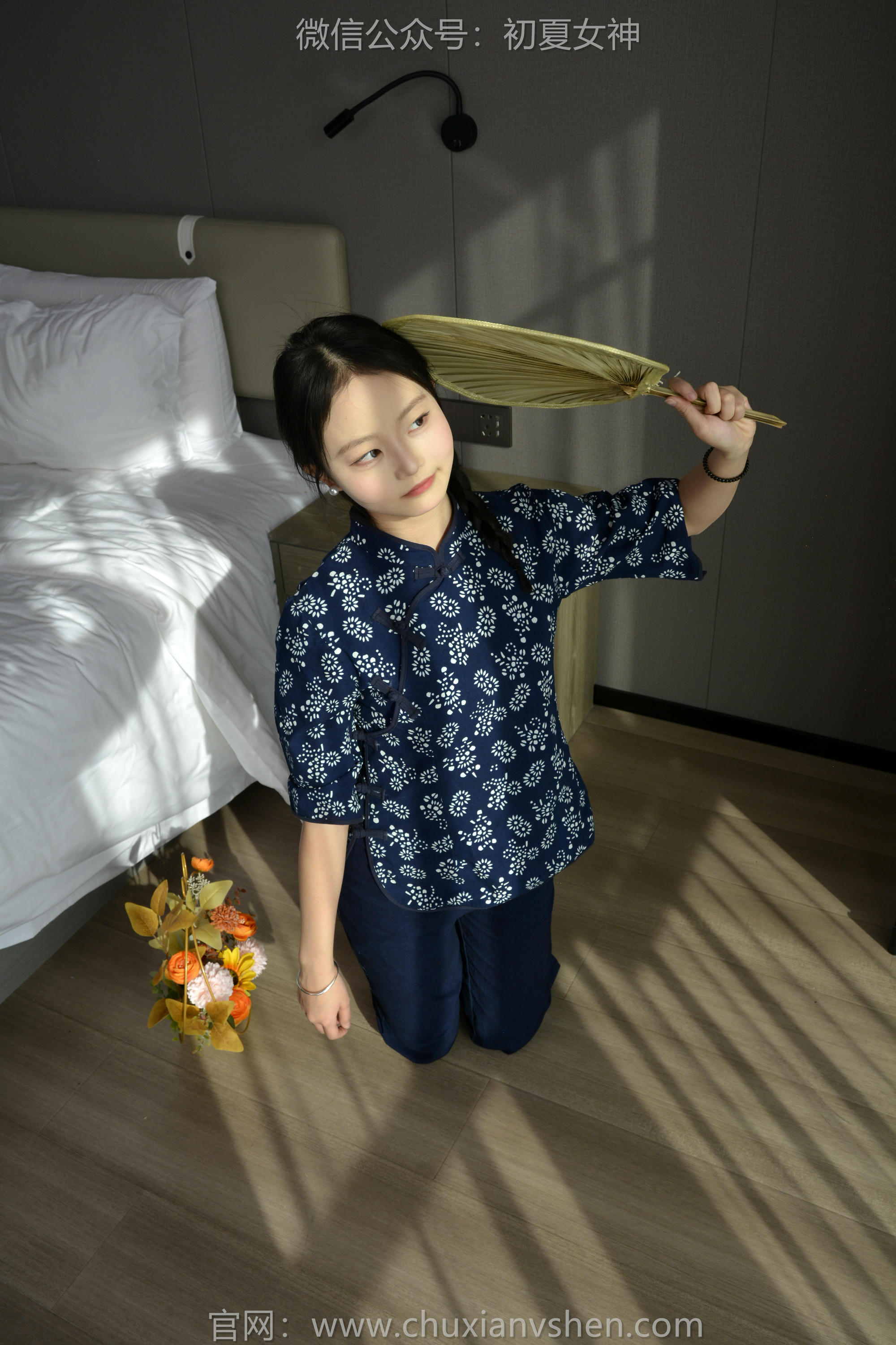 初夏女神 NO.131 双双 童年记忆[245P+3V／5.17GB]-印花装_第1集