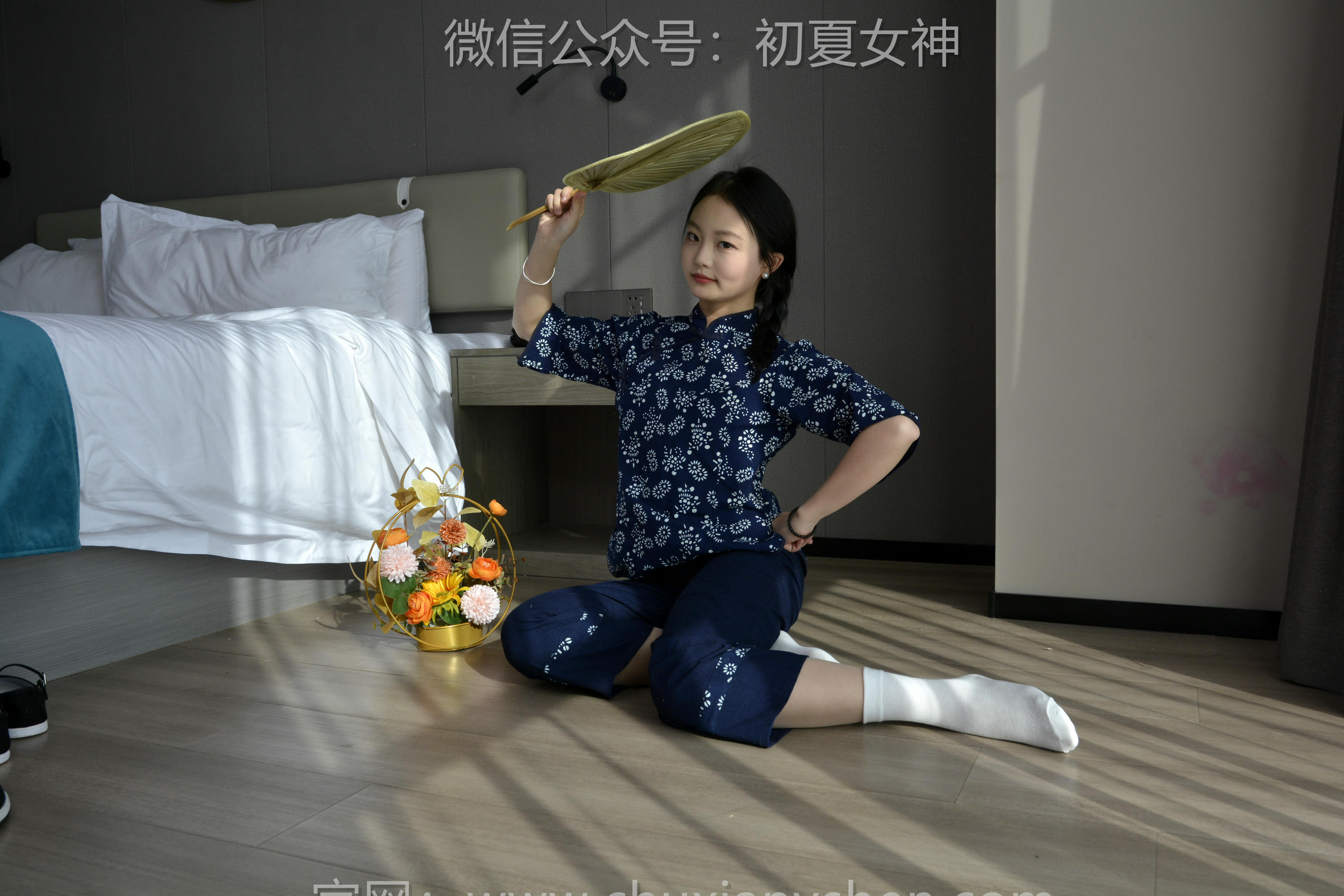 初夏女神 NO.131 双双 童年记忆[245P+3V／5.17GB]-印花装_第1集