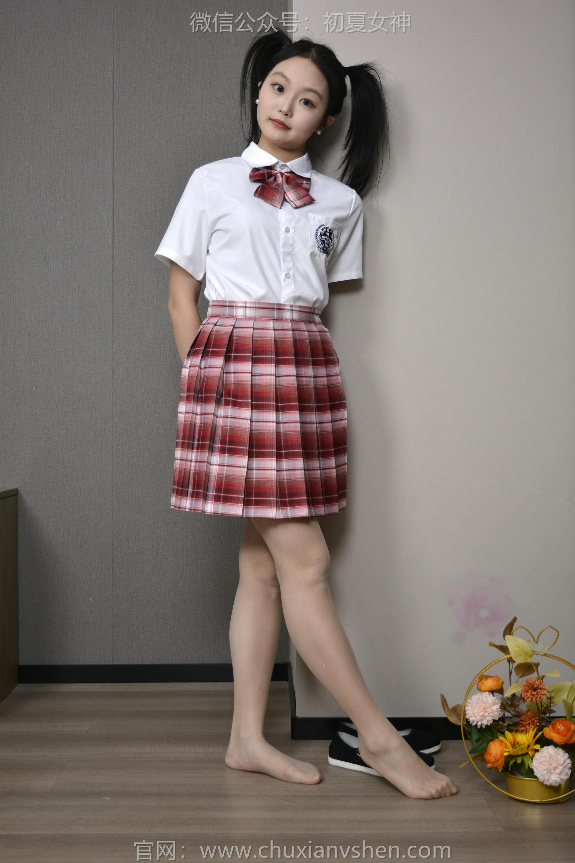 初夏女神 NO.131 双双 童年记忆[245P+3V／5.17GB]-红色JK_第2集