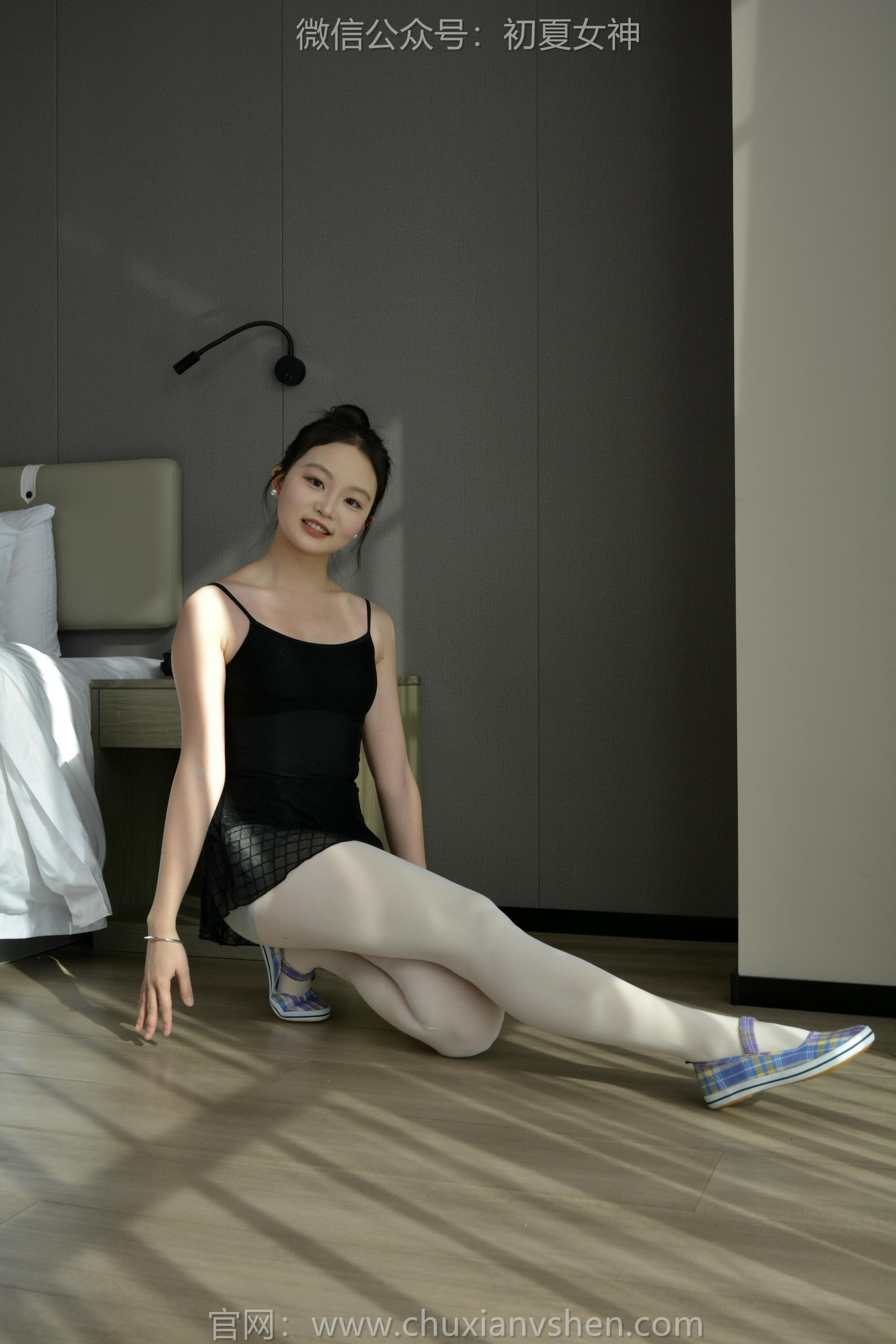 初夏女神 NO.131 双双 童年记忆[245P+3V／5.17GB]-练功服_第2集