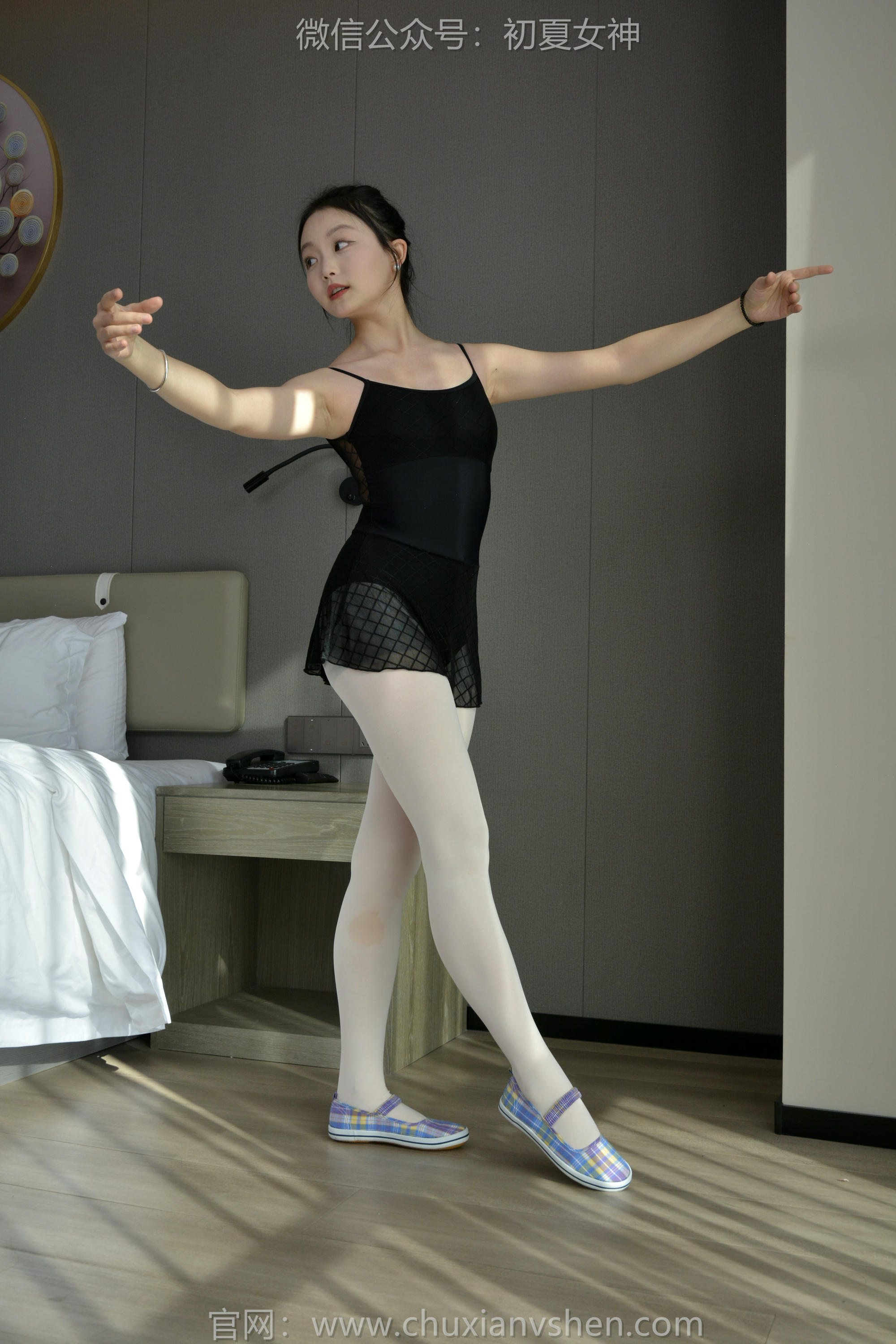 初夏女神 NO.131 双双 童年记忆[245P+3V／5.17GB]-练功服_第2集