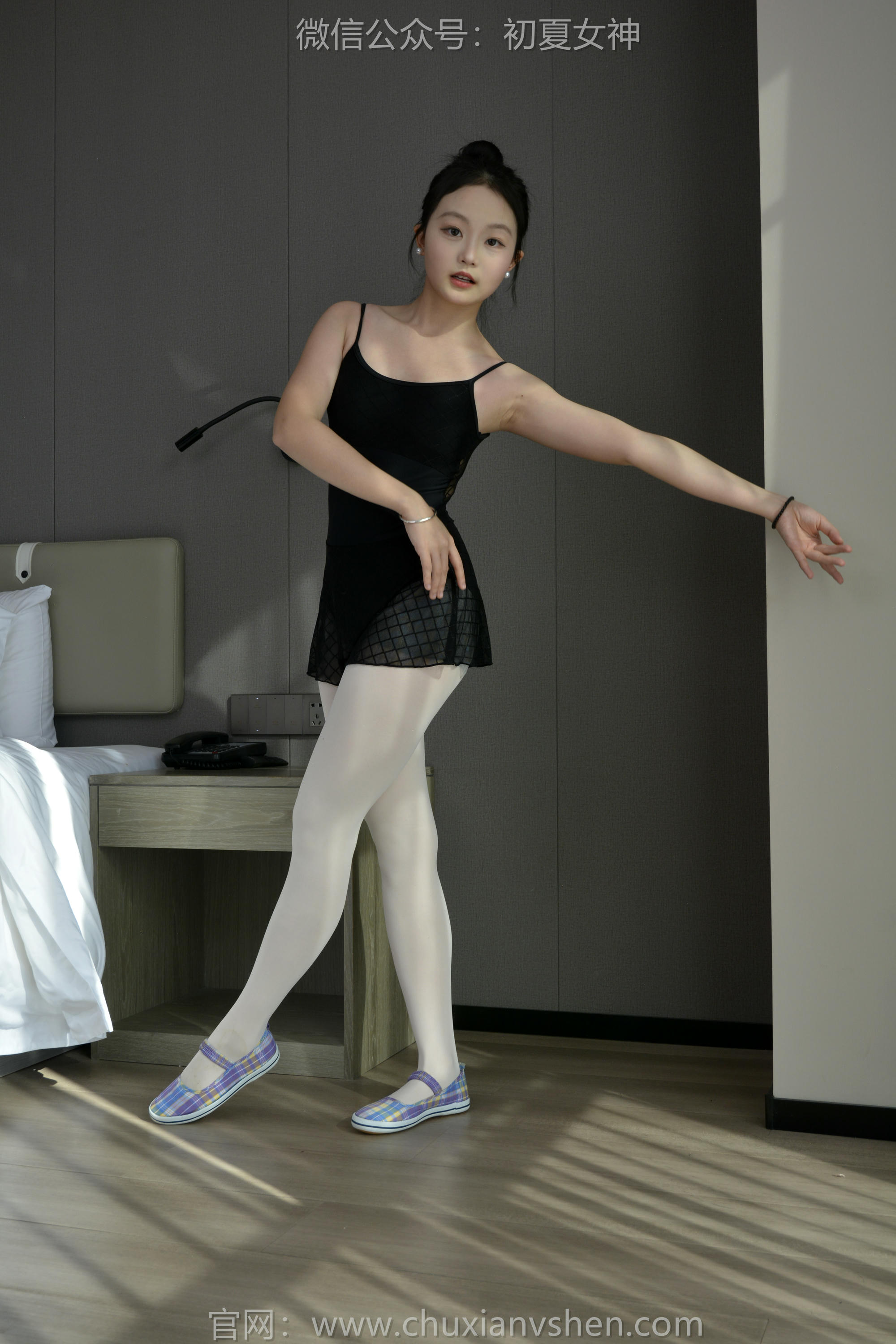 初夏女神 NO.131 双双 童年记忆[245P+3V／5.17GB]-练功服_第2集