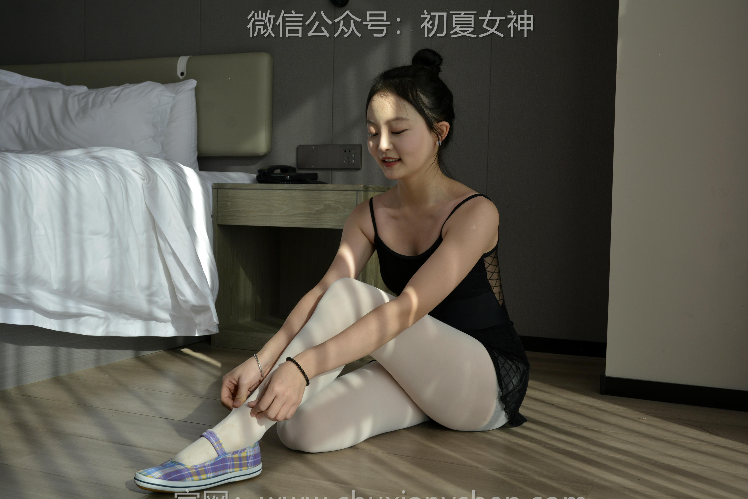 初夏女神 NO.131 双双 童年记忆[245P+3V／5.17GB]-练功服_第3集