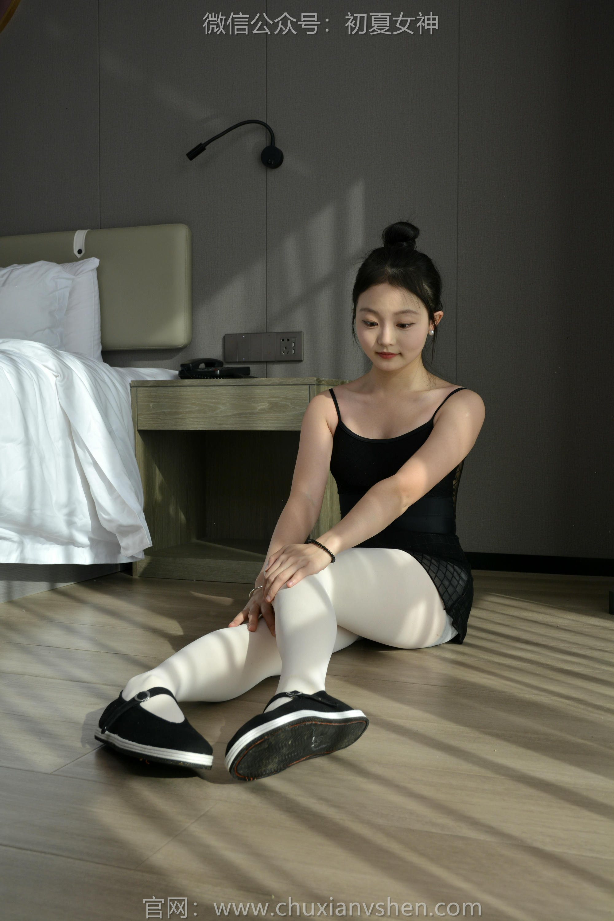 初夏女神 NO.131 双双 童年记忆[245P+3V／5.17GB]-练功服_第3集