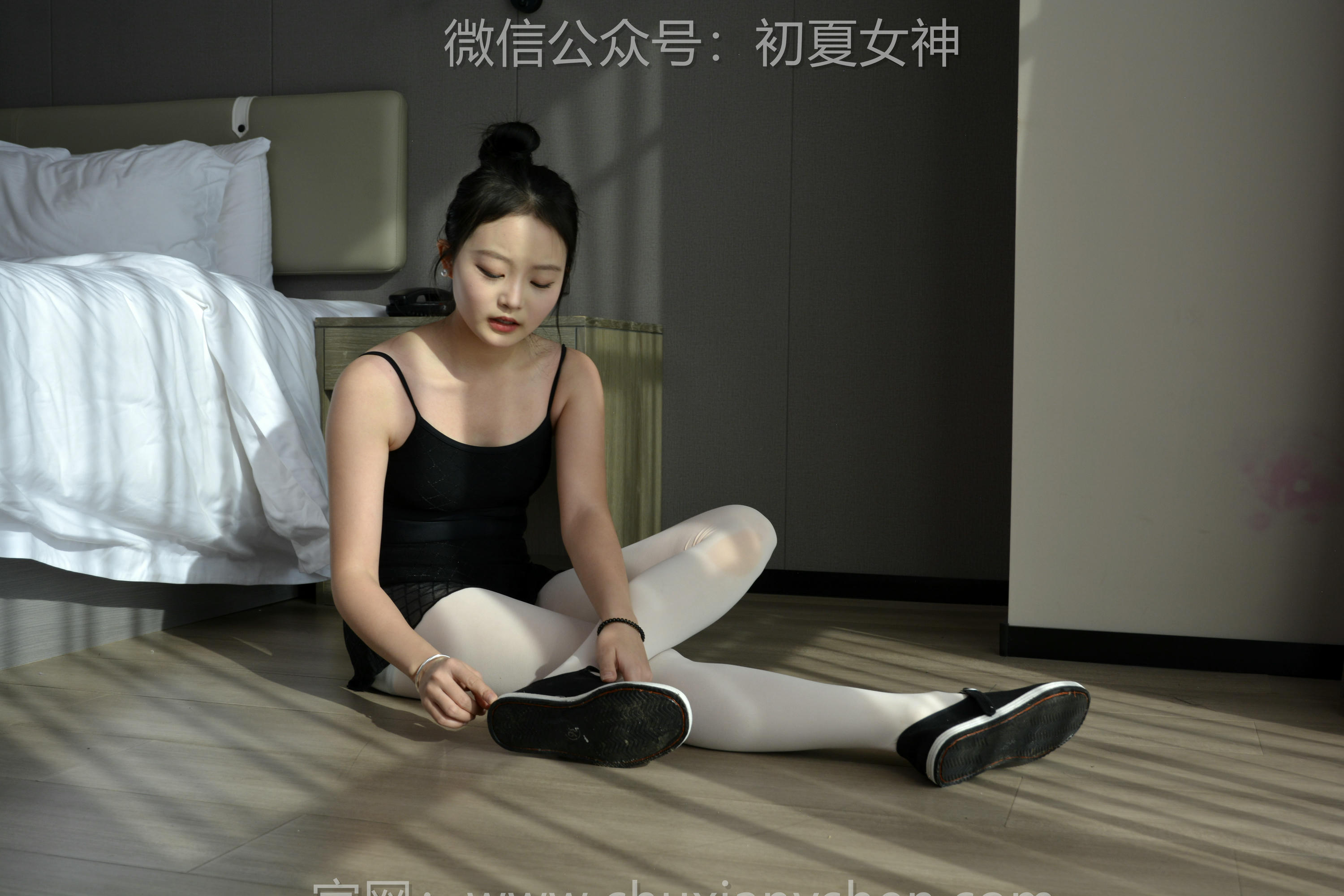 初夏女神 NO.131 双双 童年记忆[245P+3V／5.17GB]-练功服_第3集