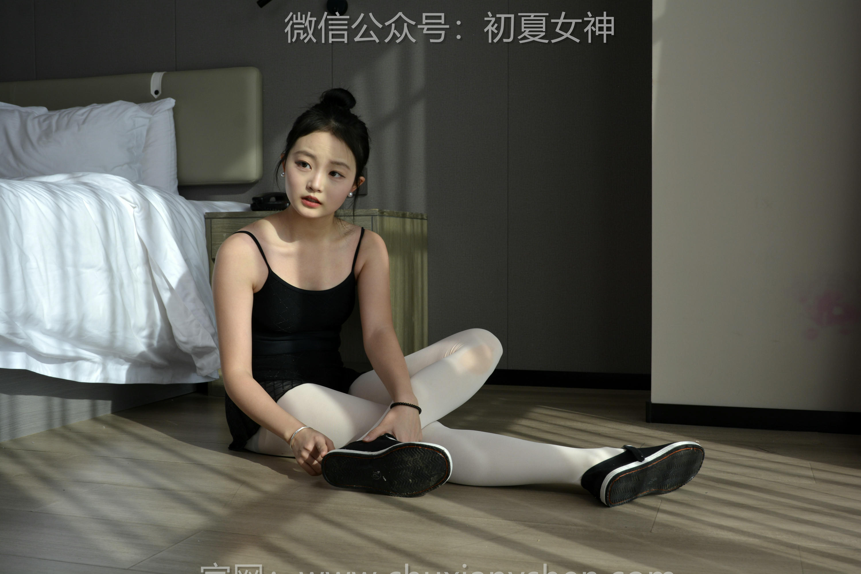 初夏女神 NO.131 双双 童年记忆[245P+3V／5.17GB]-练功服_第3集