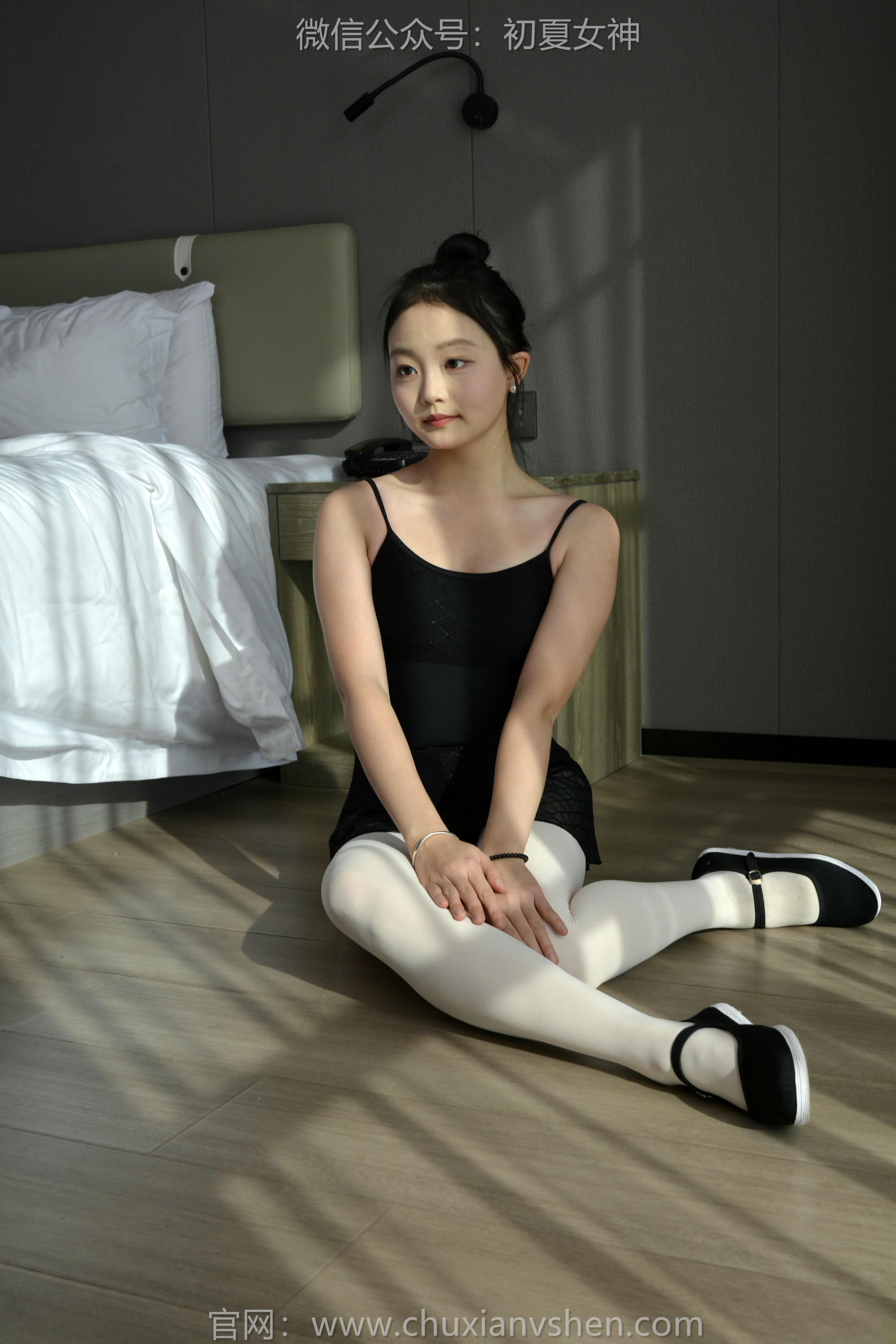 初夏女神 NO.131 双双 童年记忆[245P+3V／5.17GB]-练功服_第4集