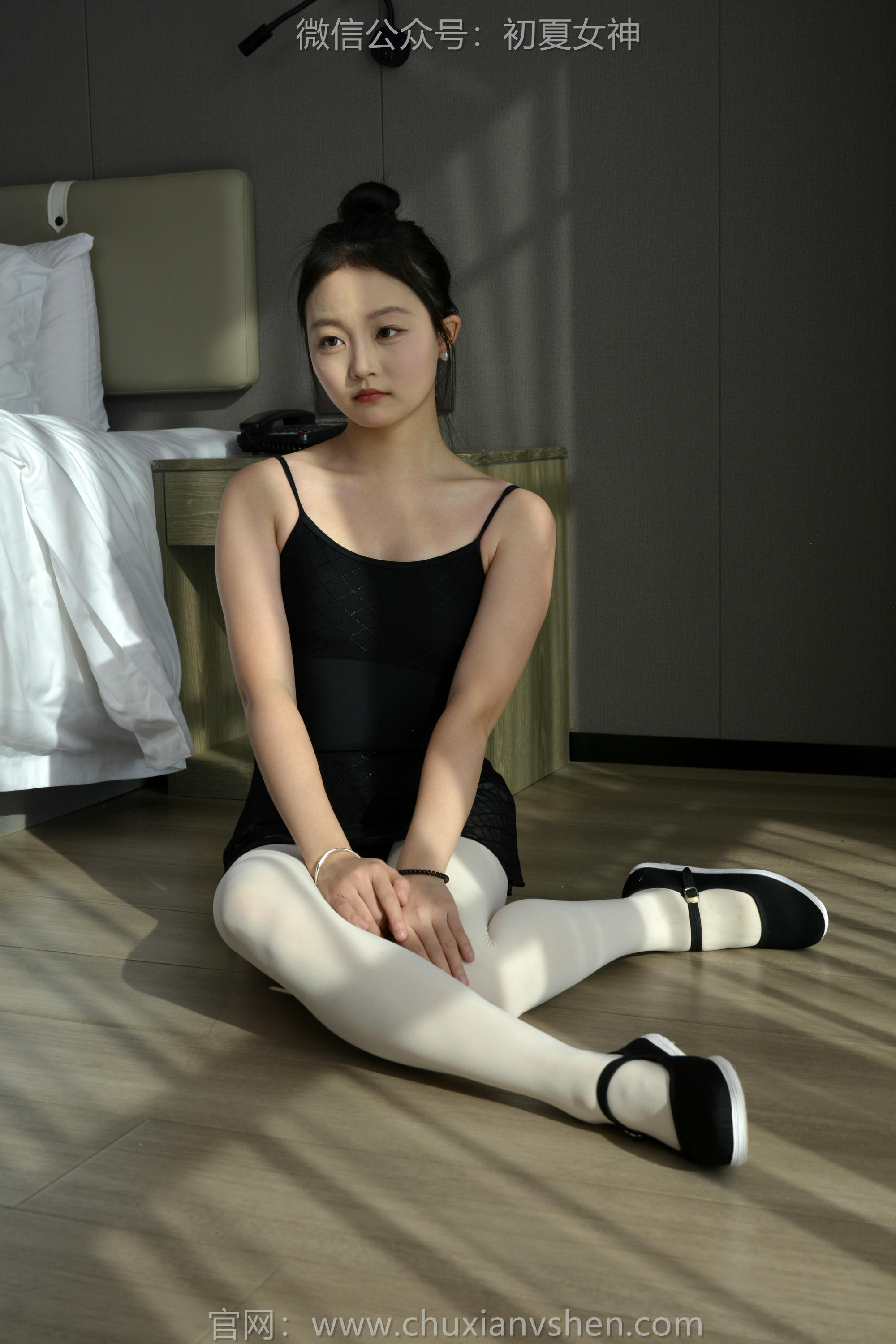 初夏女神 NO.131 双双 童年记忆[245P+3V／5.17GB]-练功服_第4集