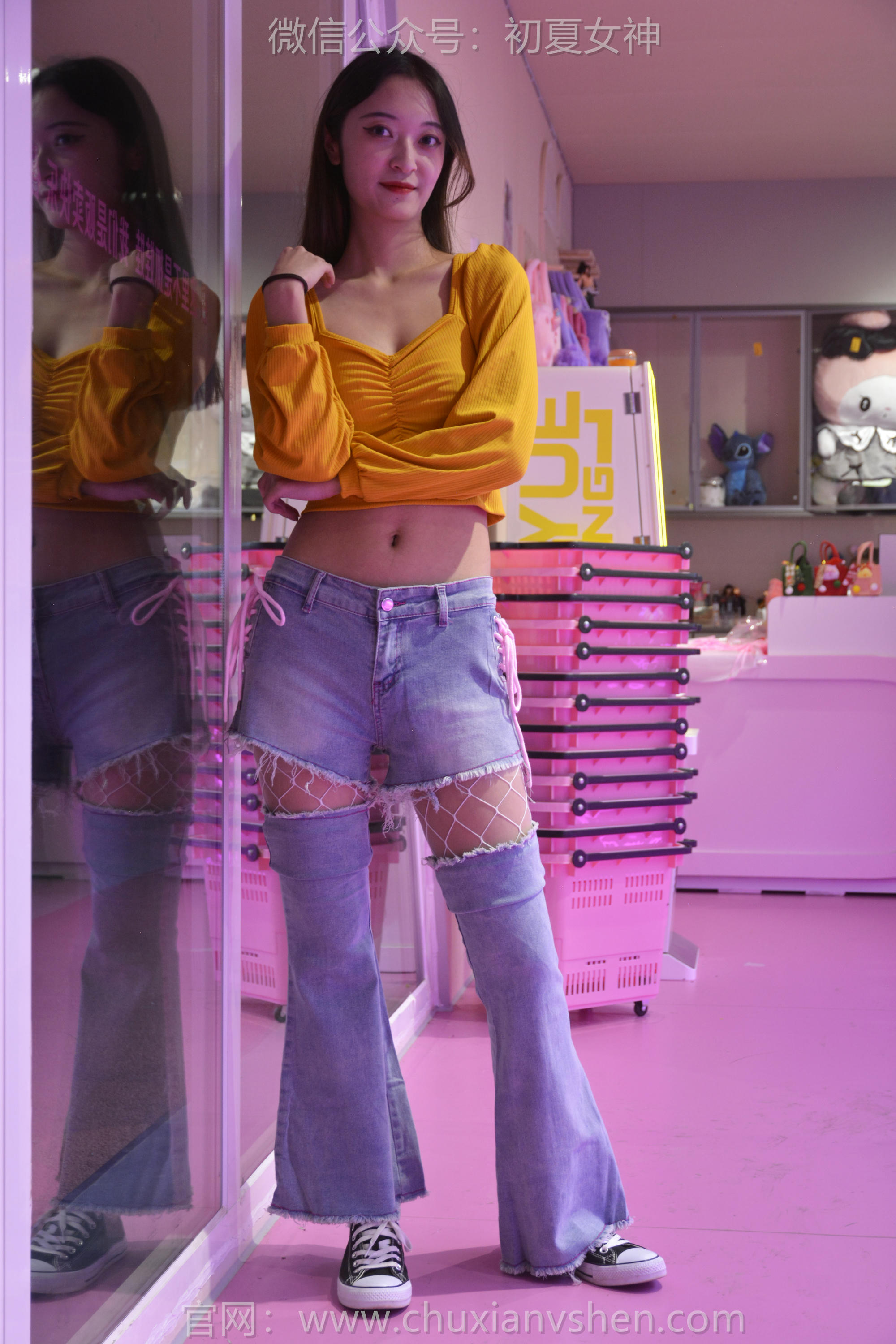 初夏女神 NO.133 依依 邻家女孩[120P+1V／3.21GB]_第1集