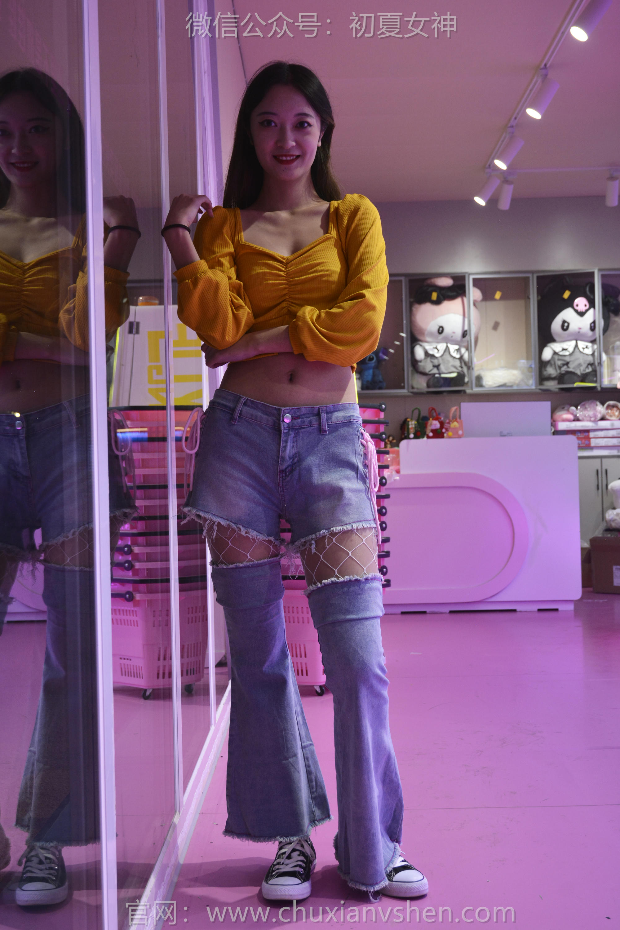 初夏女神 NO.133 依依 邻家女孩[120P+1V／3.21GB]_第1集