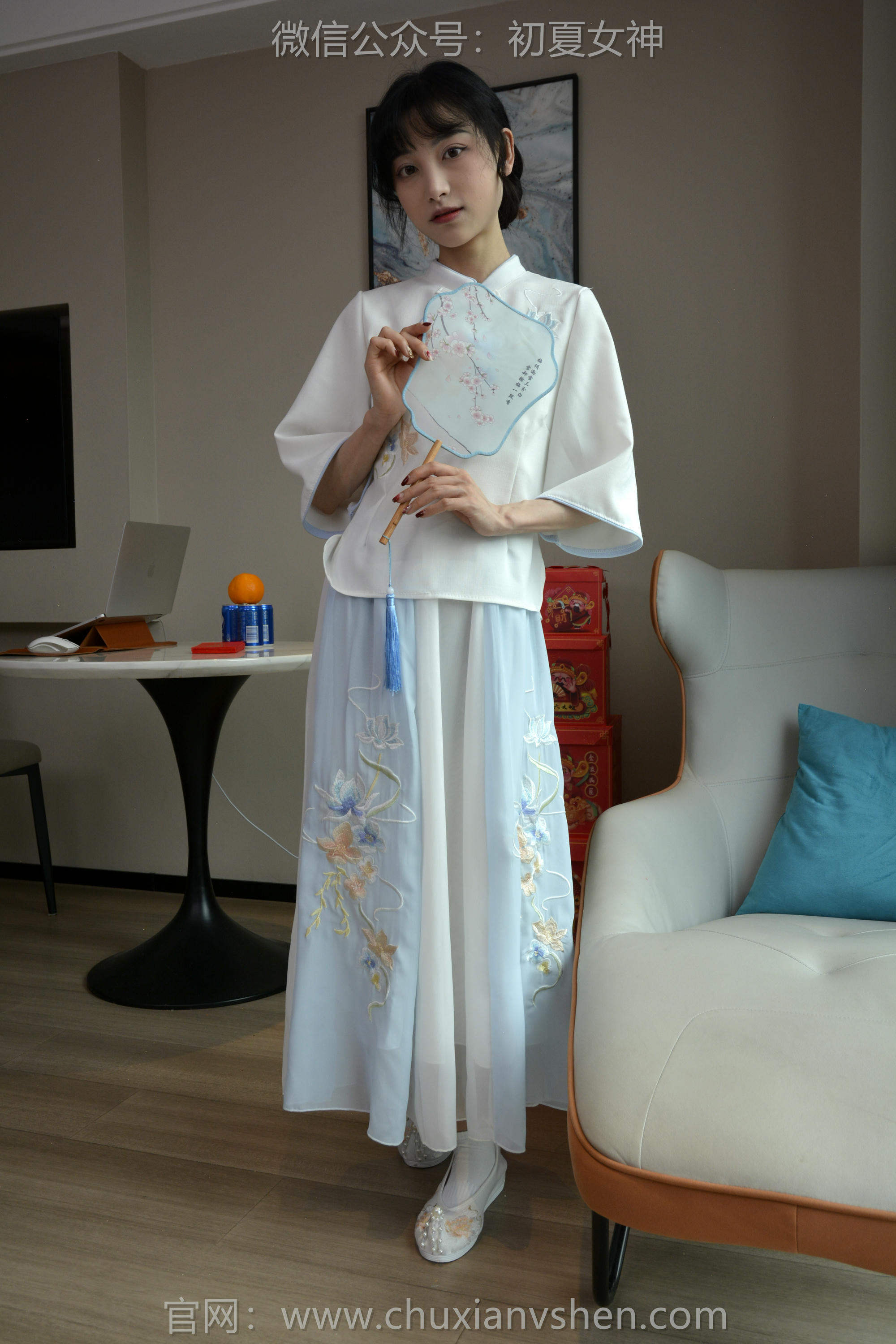 初夏女神 NO.134 柒柒 古往今来[140P+1V／3.32GB]_第1集