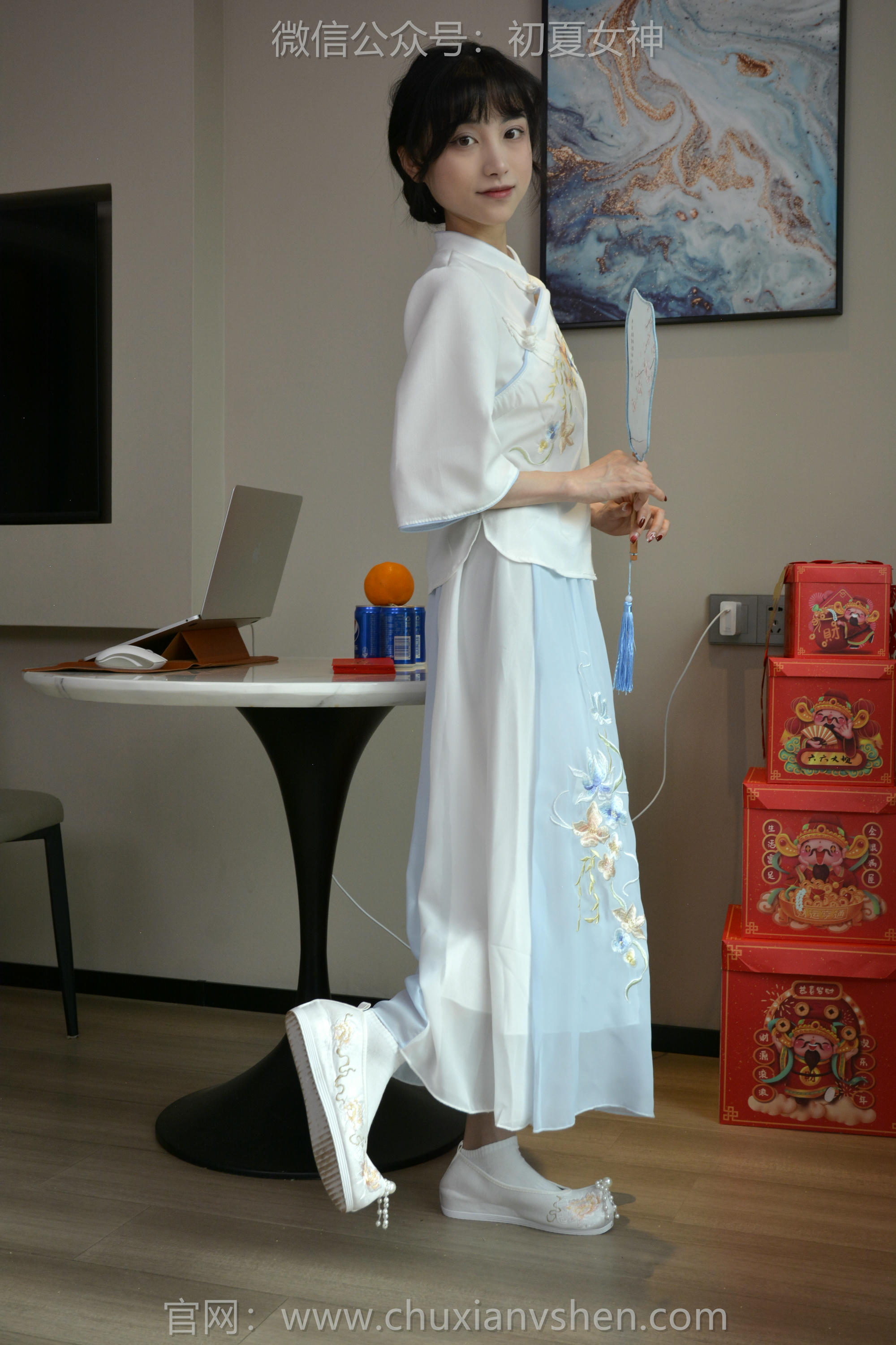 初夏女神 NO.134 柒柒 古往今来[140P+1V／3.32GB]_第2集