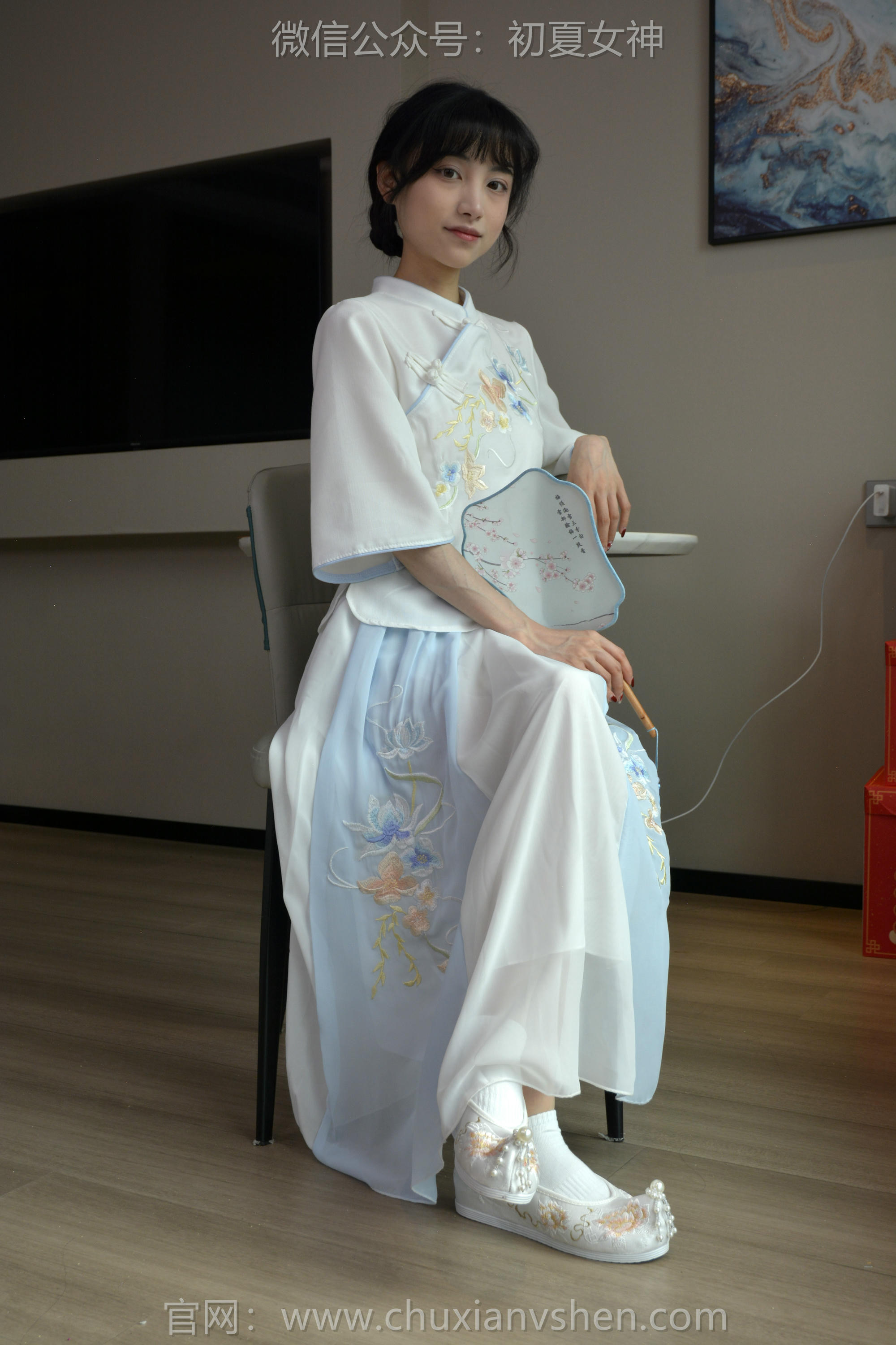 初夏女神 NO.134 柒柒 古往今来[140P+1V／3.32GB]_第2集