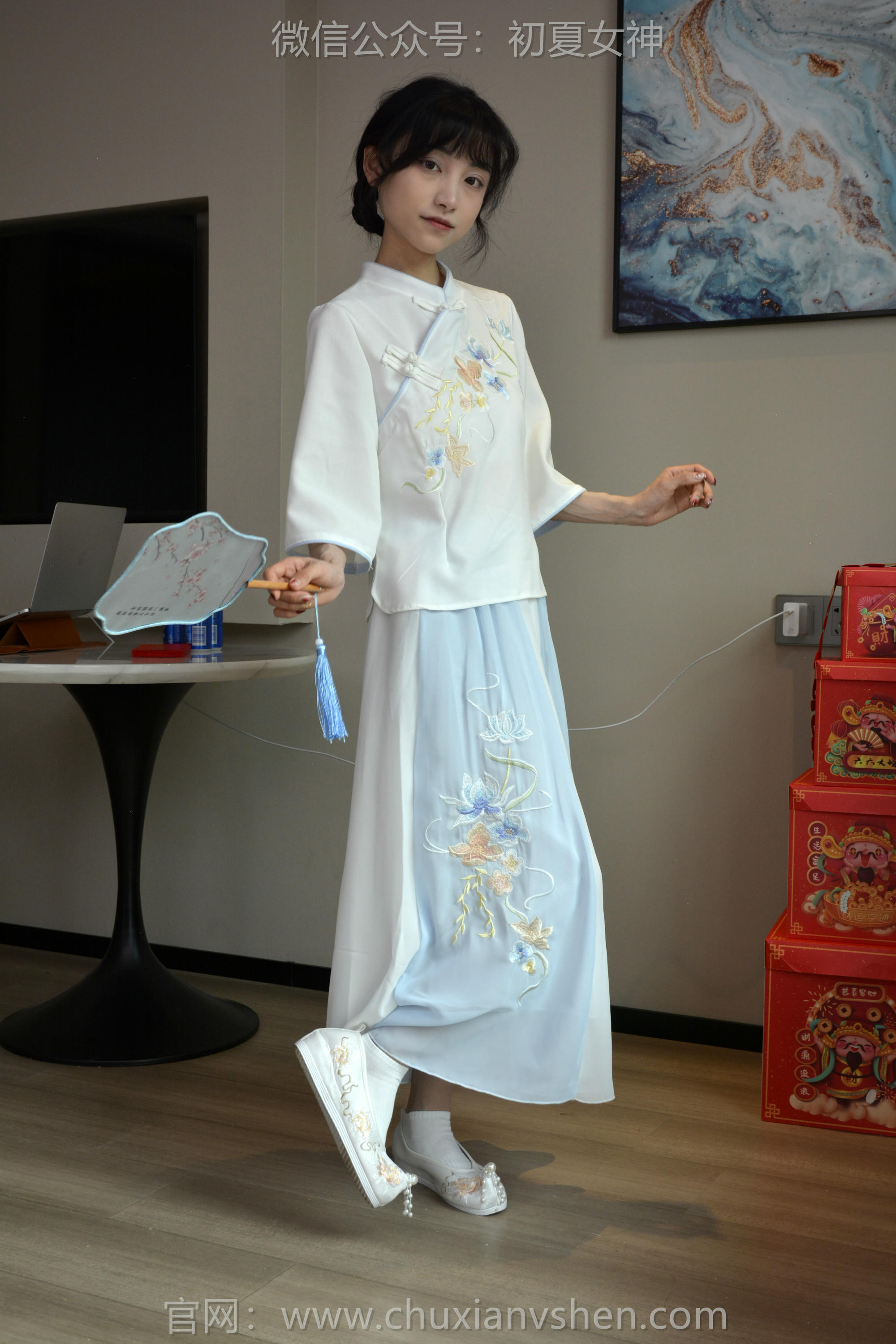 初夏女神 NO.134 柒柒 古往今来[140P+1V／3.32GB]_第2集