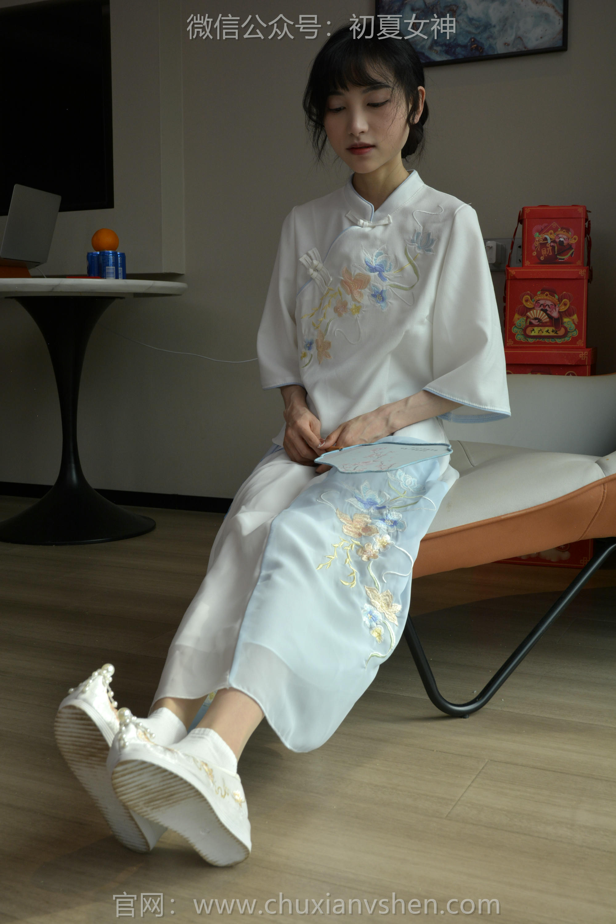 初夏女神 NO.134 柒柒 古往今来[140P+1V／3.32GB]_第2集