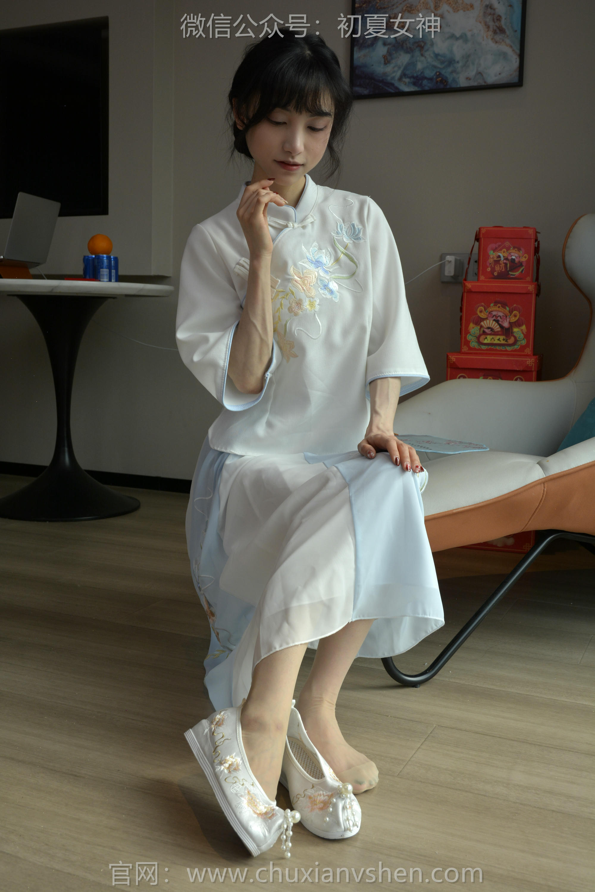 初夏女神 NO.134 柒柒 古往今来[140P+1V／3.32GB]_第3集