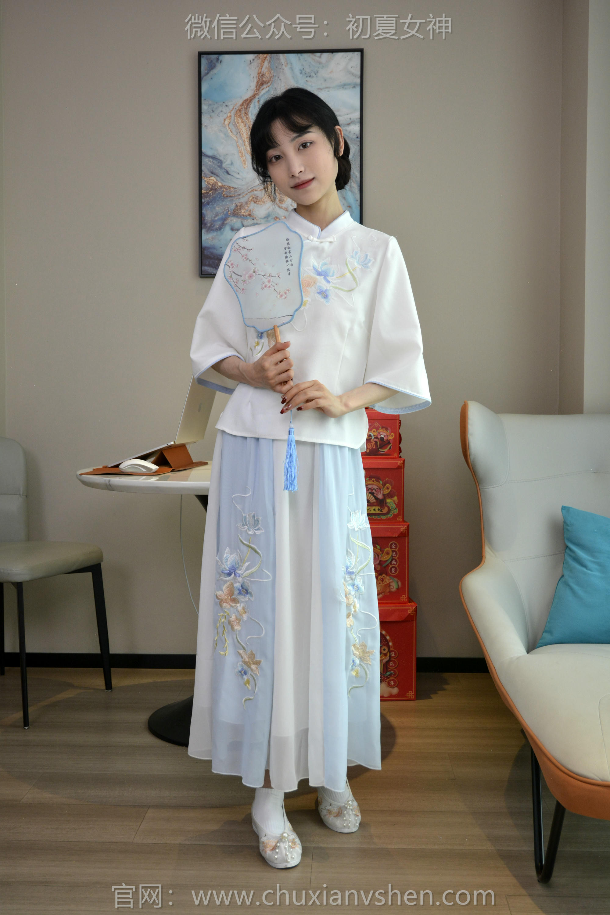 初夏女神 NO.134 柒柒 古往今来[140P+1V／3.32GB]_第1集